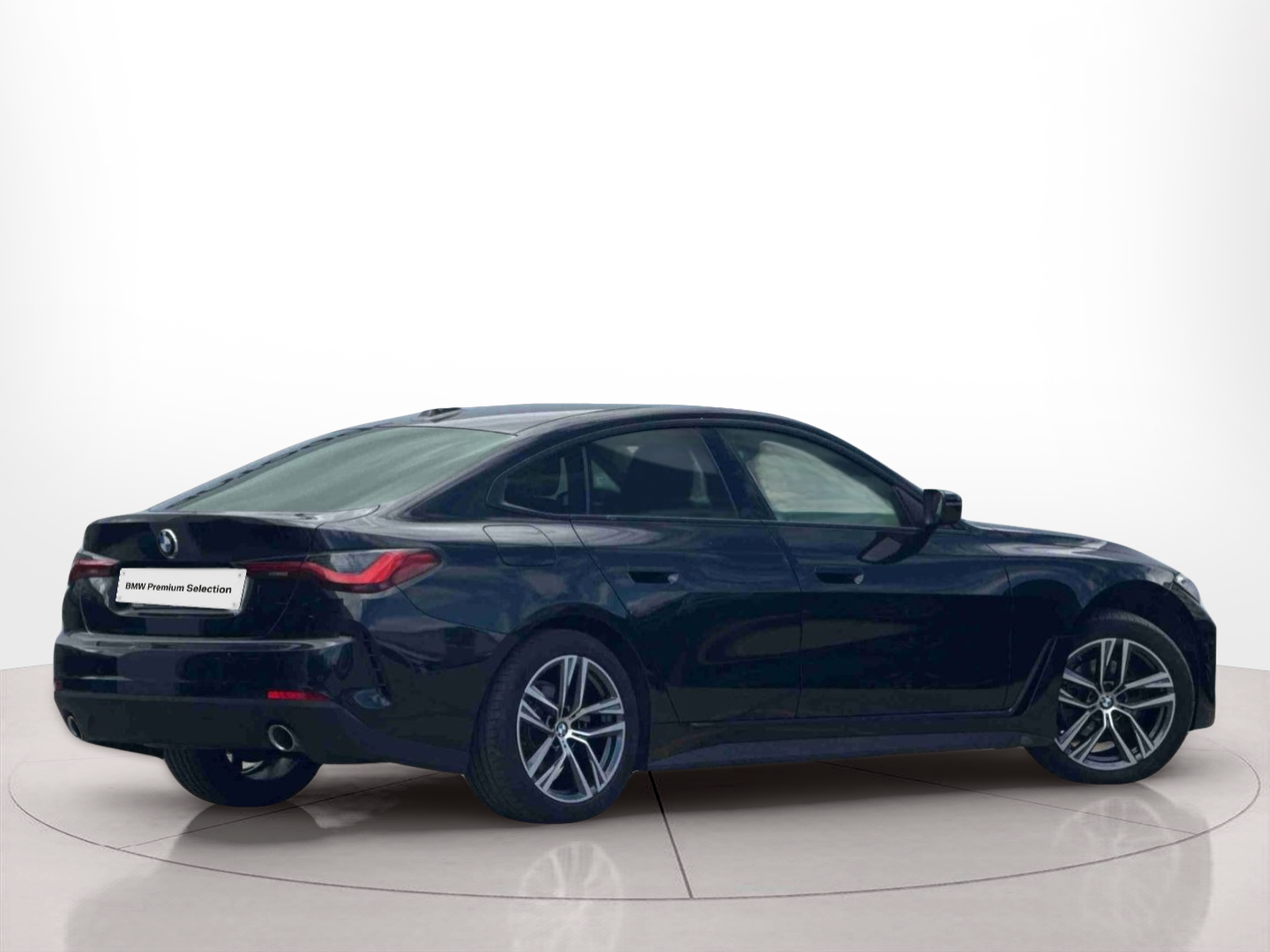 BMW Série 4 420d Gran Coupe color Negro. Año 2022. 140KW(190CV). Diesel. En concesionario Santogal Praça de Espanha - Lisboa de Lisboa