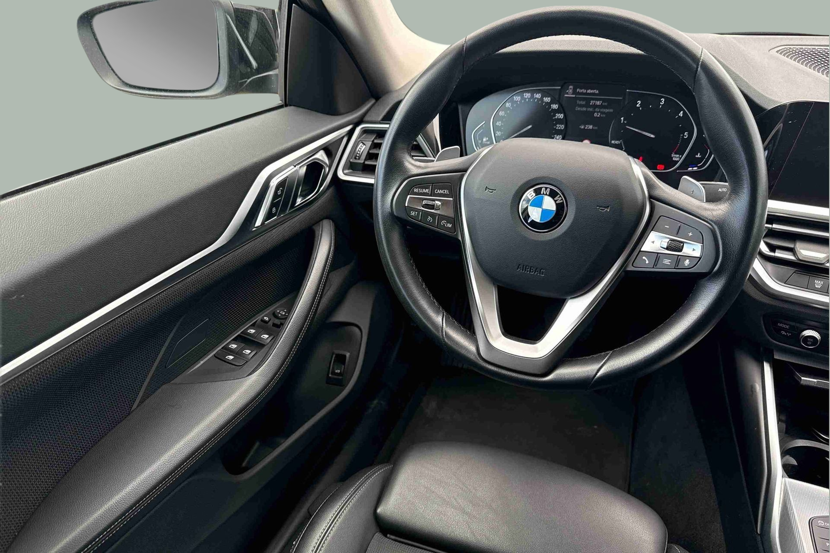 BMW Série 4 420d Gran Coupe color Negro. Año 2022. 140KW(190CV). Diesel. En concesionario Santogal Praça de Espanha - Lisboa de Lisboa