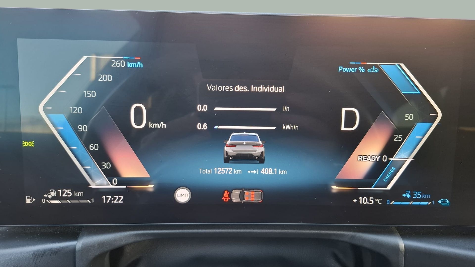 BMW Série 3 320e Touring color Gris. Año 2024. 150KW(204CV). Elétrico / Gasolina Híbrido. En concesionario Santogal Carnaxide de Oeiras