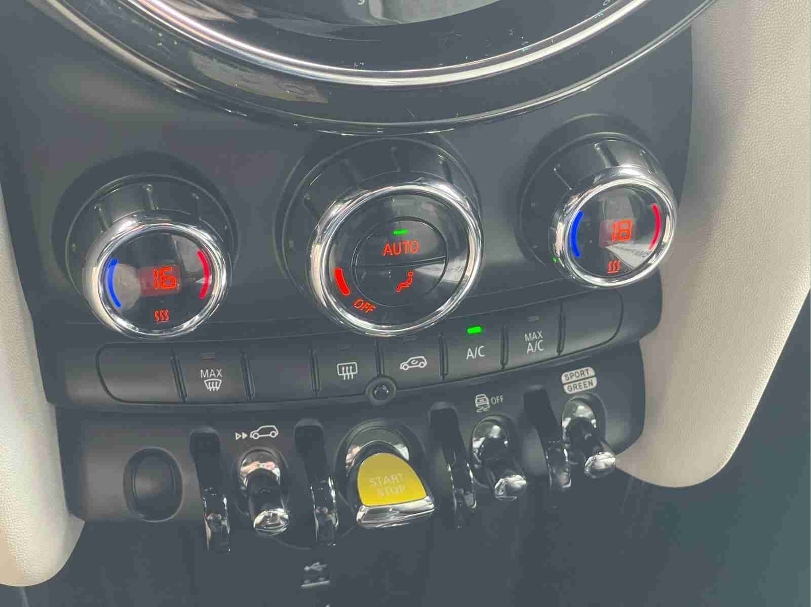fotoG 9 del MINI MINI 3 Portas Cooper S E 135 kW (184 CV) 184cv Elétrico de 2022 em Oeiras