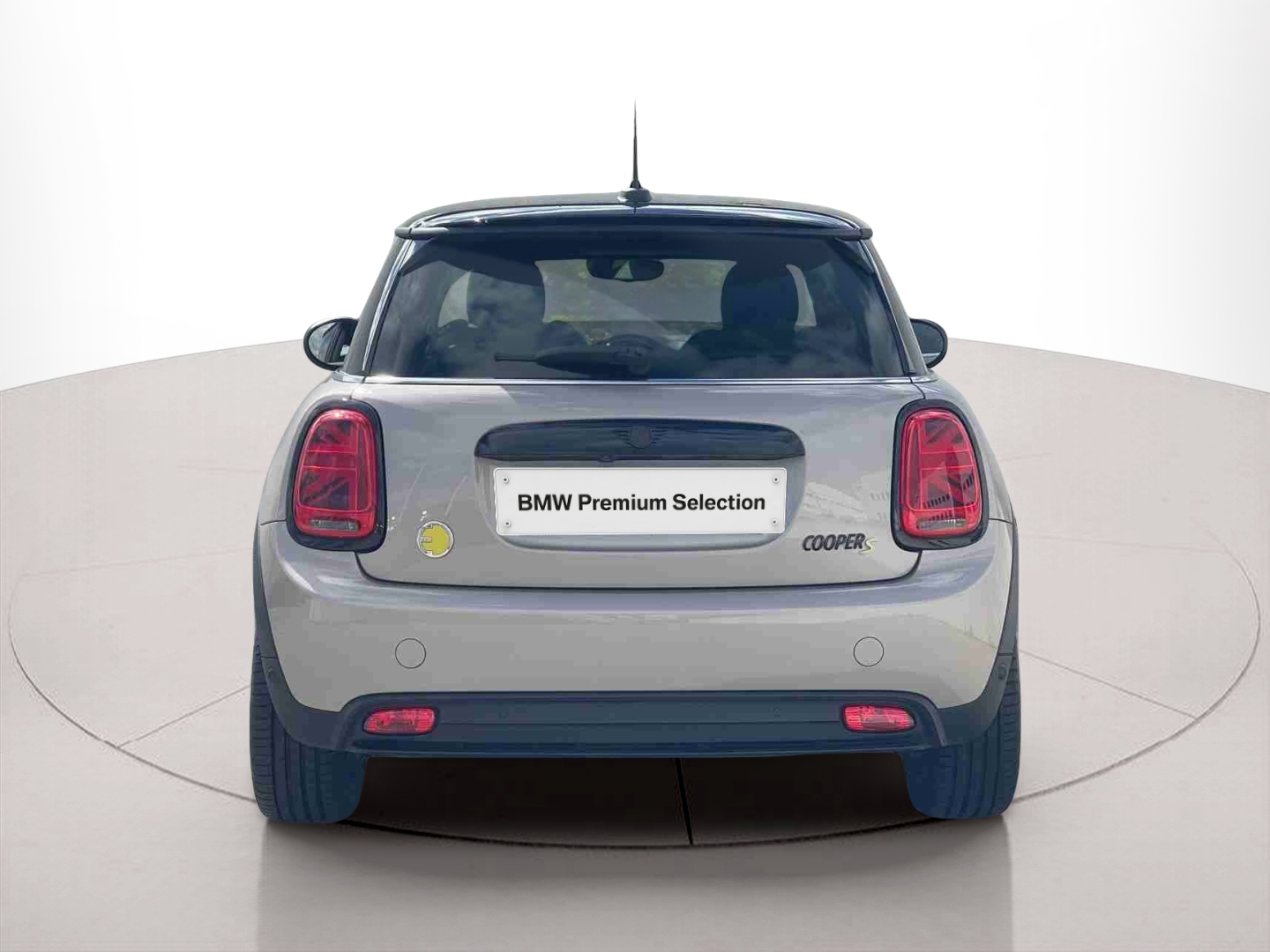 fotoG 4 del MINI MINI 3 Portas Cooper S E 135 kW (184 CV) 184cv Elétrico de 2022 em Oeiras