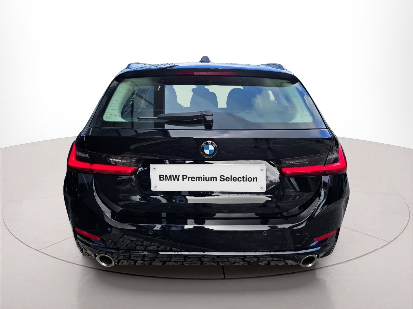 BMW Série 3 318d Touring color Negro. Año 2023. 110KW(150CV). Diesel. En concesionario Santogal Oeiras de Oeiras