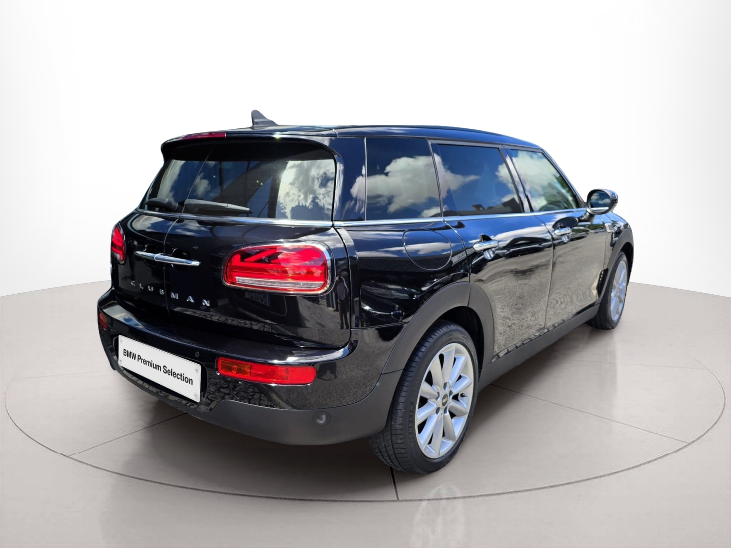 fotoG 3 del MINI MINI Clubman One D 85 kW (116 CV) 116cv Diesel de 2022 em Oeiras