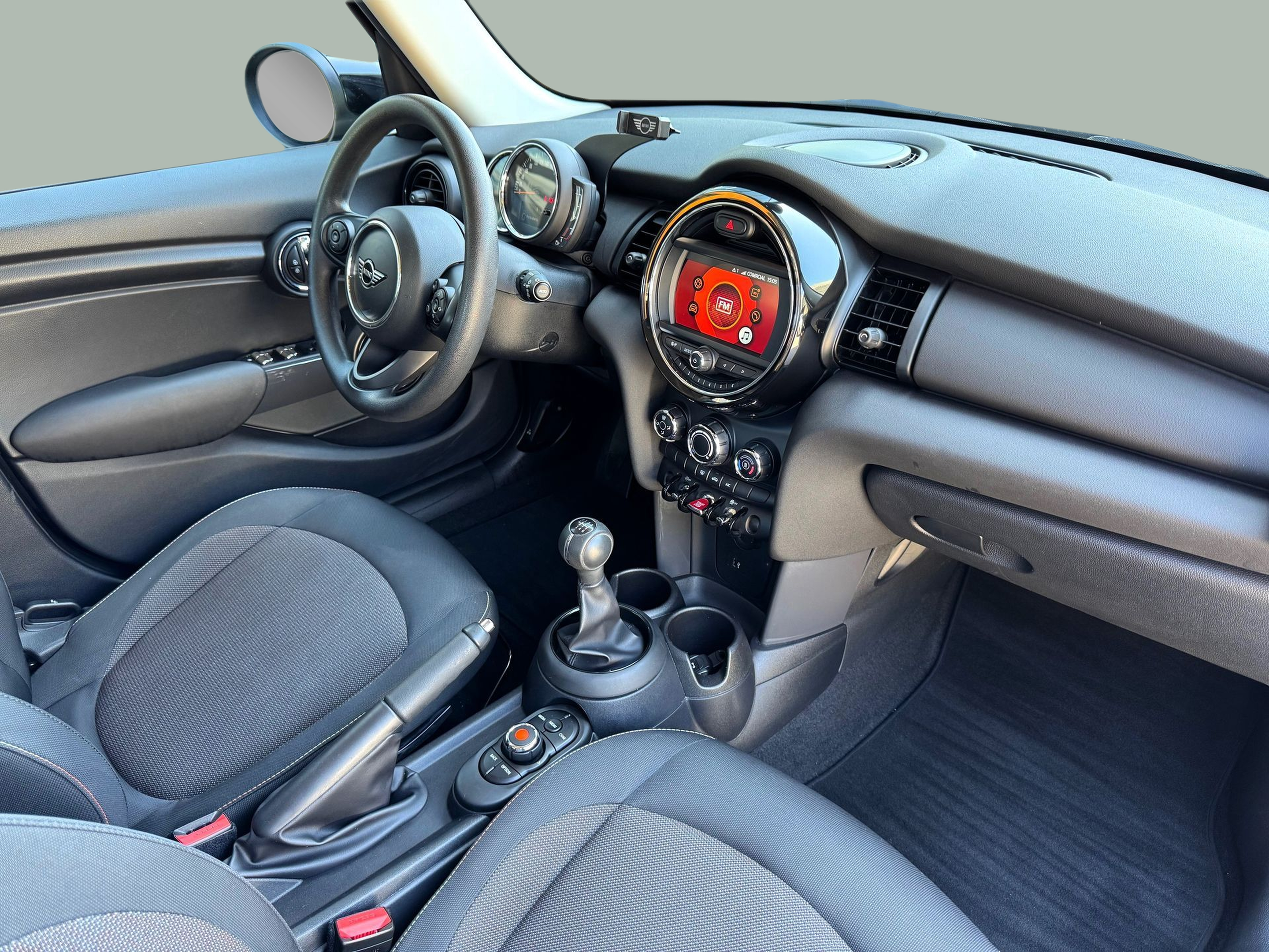 fotoG 6 del MINI MINI 5 Portas One 55 kW (75 CV) 75cv Gasolina de 2020 em Oeiras