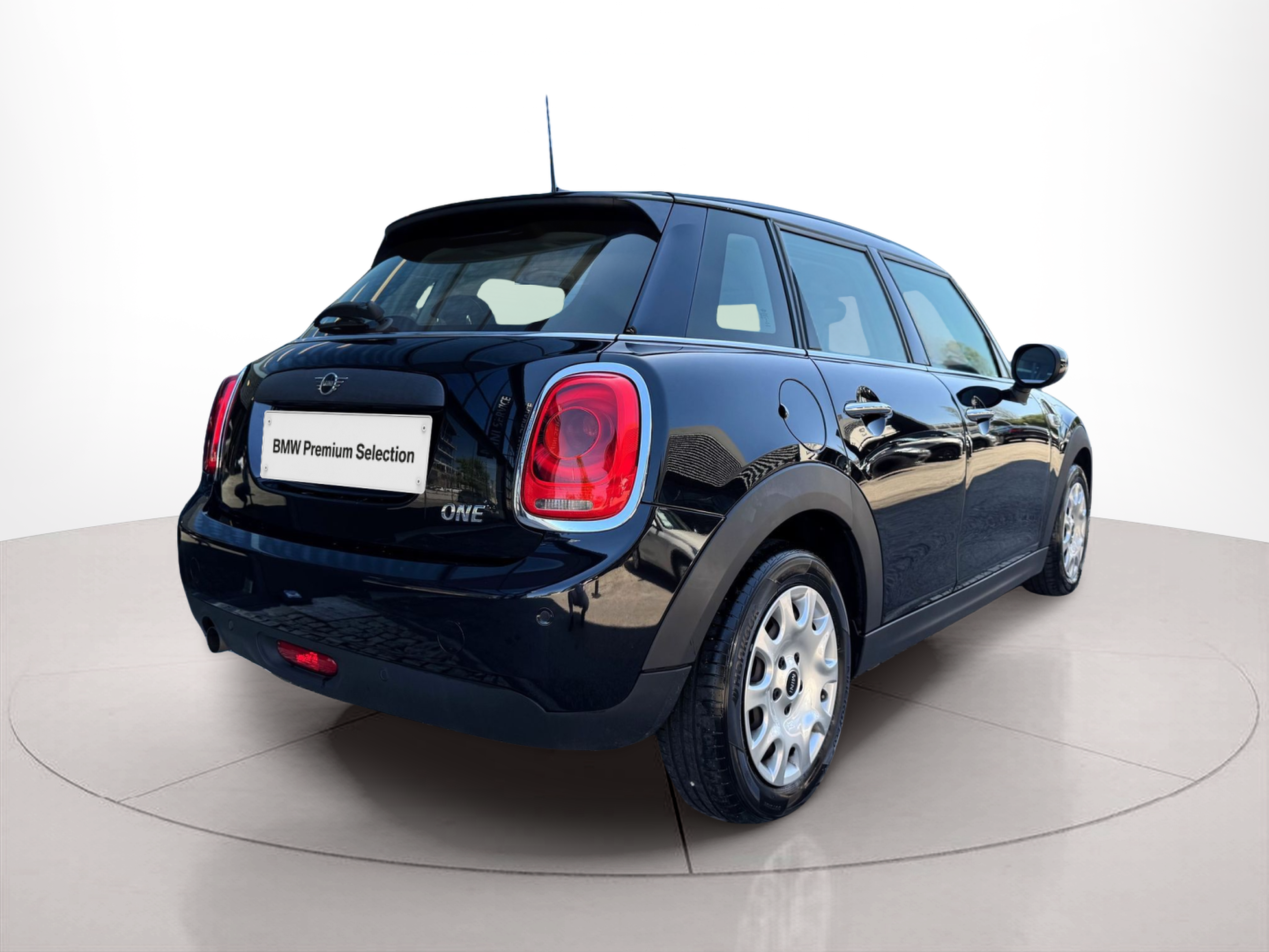 fotoG 3 del MINI MINI 5 Portas One 55 kW (75 CV) 75cv Gasolina de 2020 em Oeiras