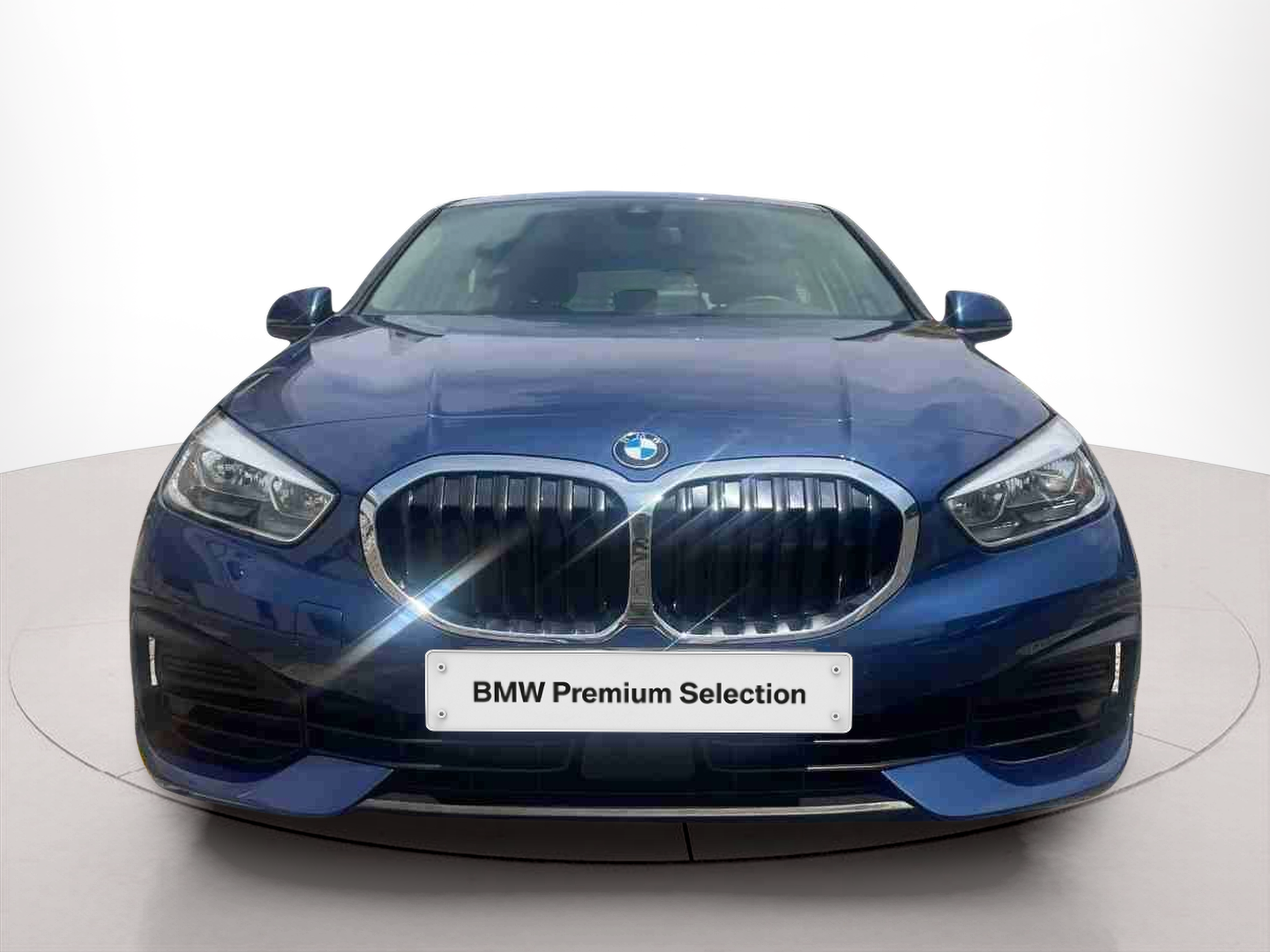 Fotos de BMW Série 1 116d color Azul. Año 2021. 85KW(116CV). Diesel. En concesionario Santogal Santo Antão do Tojal de Loures