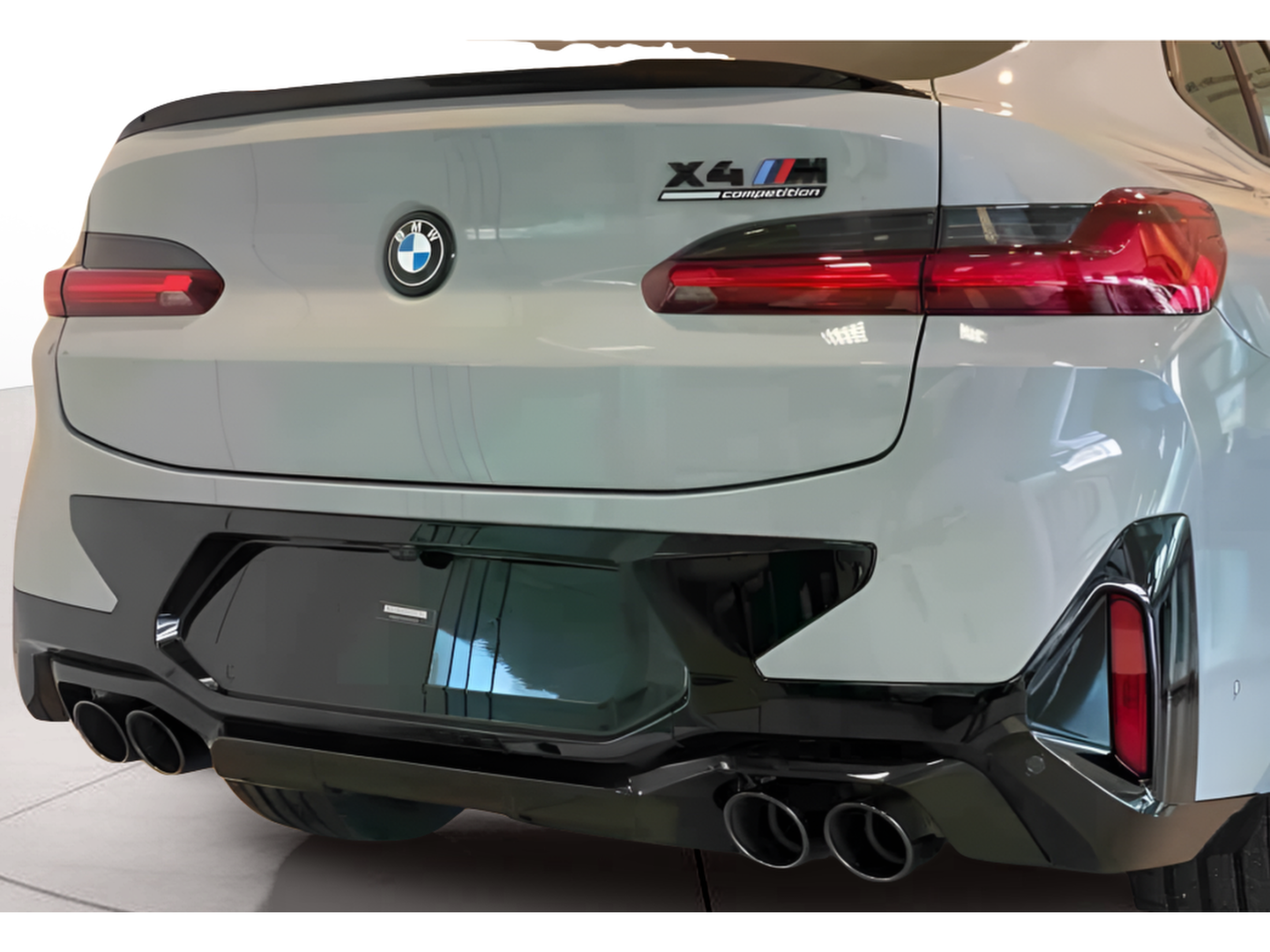 Fotos de BMW M X4 M color Gris. Año 2022. 353KW(480CV). Gasolina. En concesionario Santogal Praça de Espanha - Lisboa de Lisboa