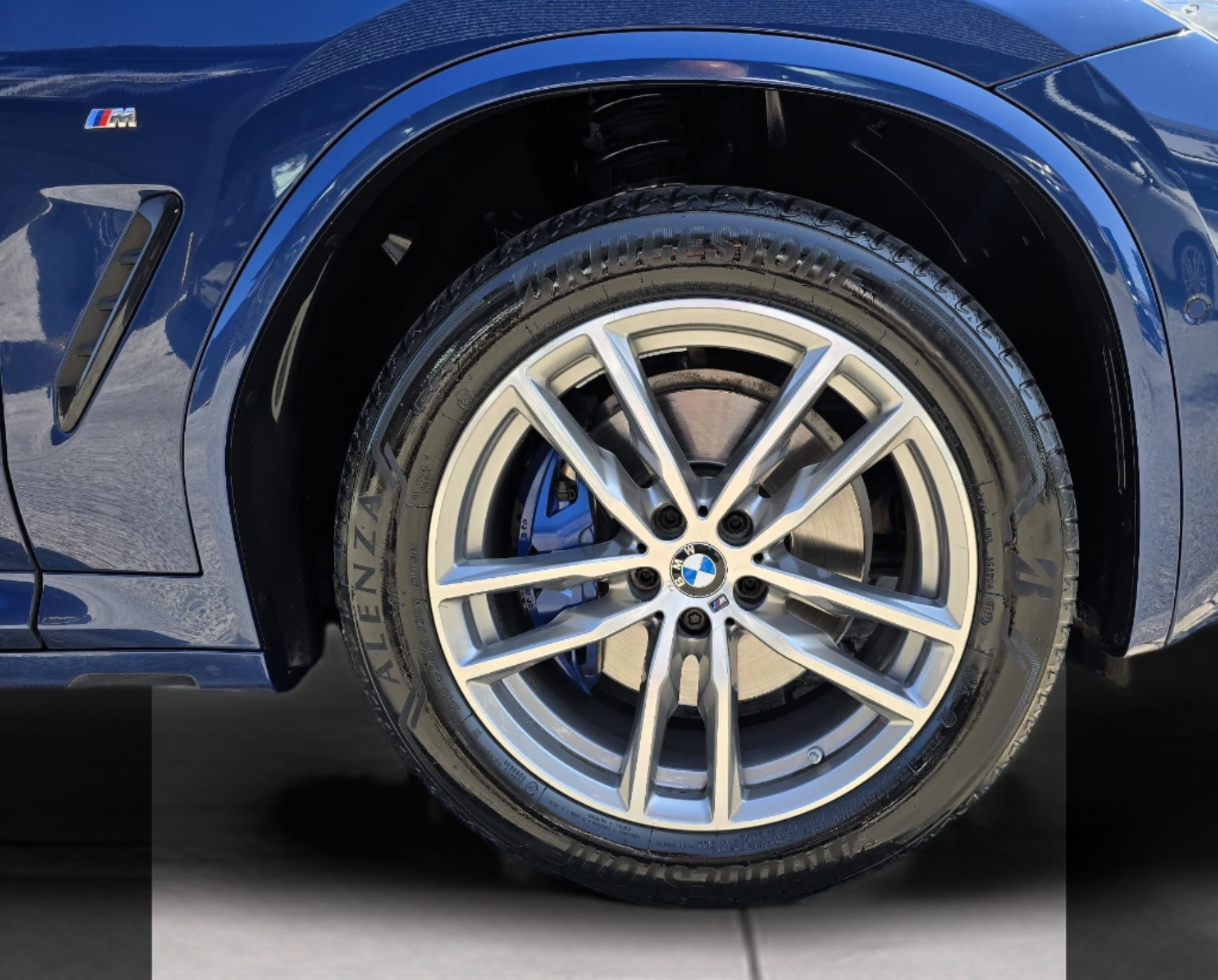 BMW X3 xDrive30d color Azul. Año 2018. 195KW(265CV). Diesel. En concesionario Santogal Oeiras de Oeiras