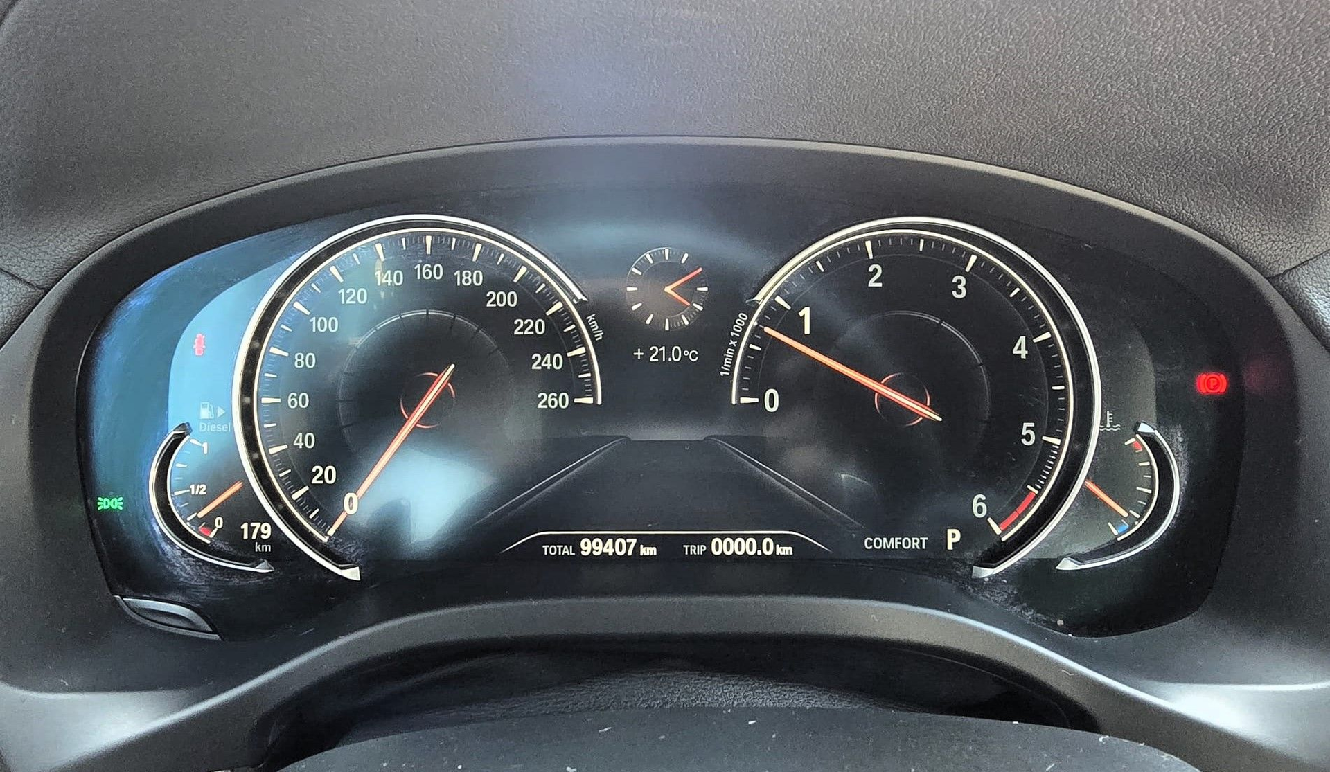 BMW X3 xDrive30d color Azul. Año 2018. 195KW(265CV). Diesel. En concesionario Santogal Oeiras de Oeiras