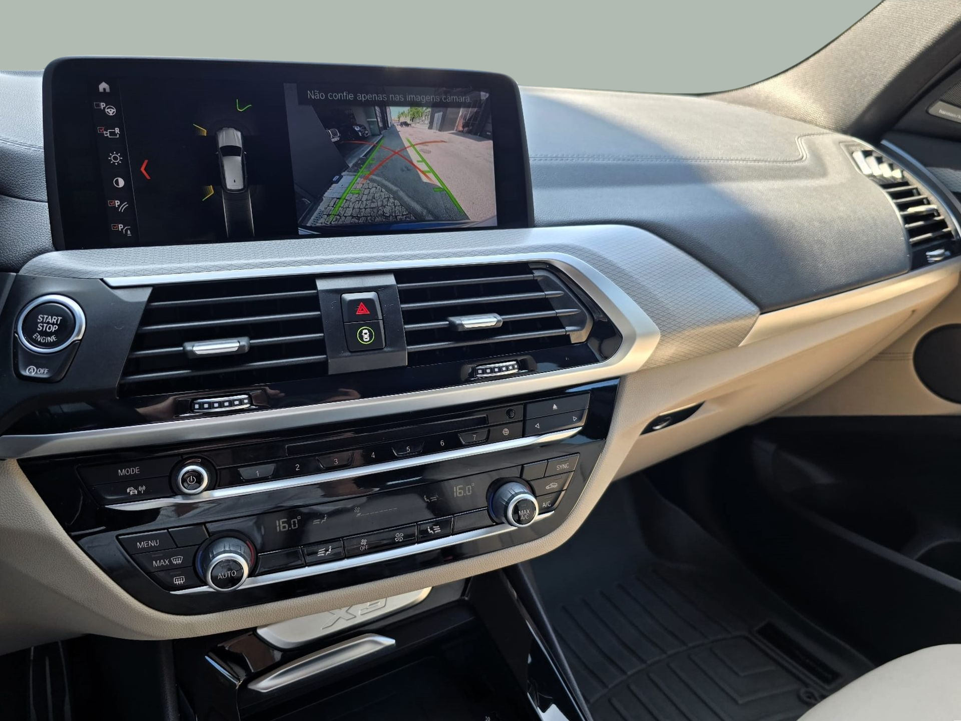 BMW X3 xDrive30d color Azul. Año 2018. 195KW(265CV). Diesel. En concesionario Santogal Oeiras de Oeiras