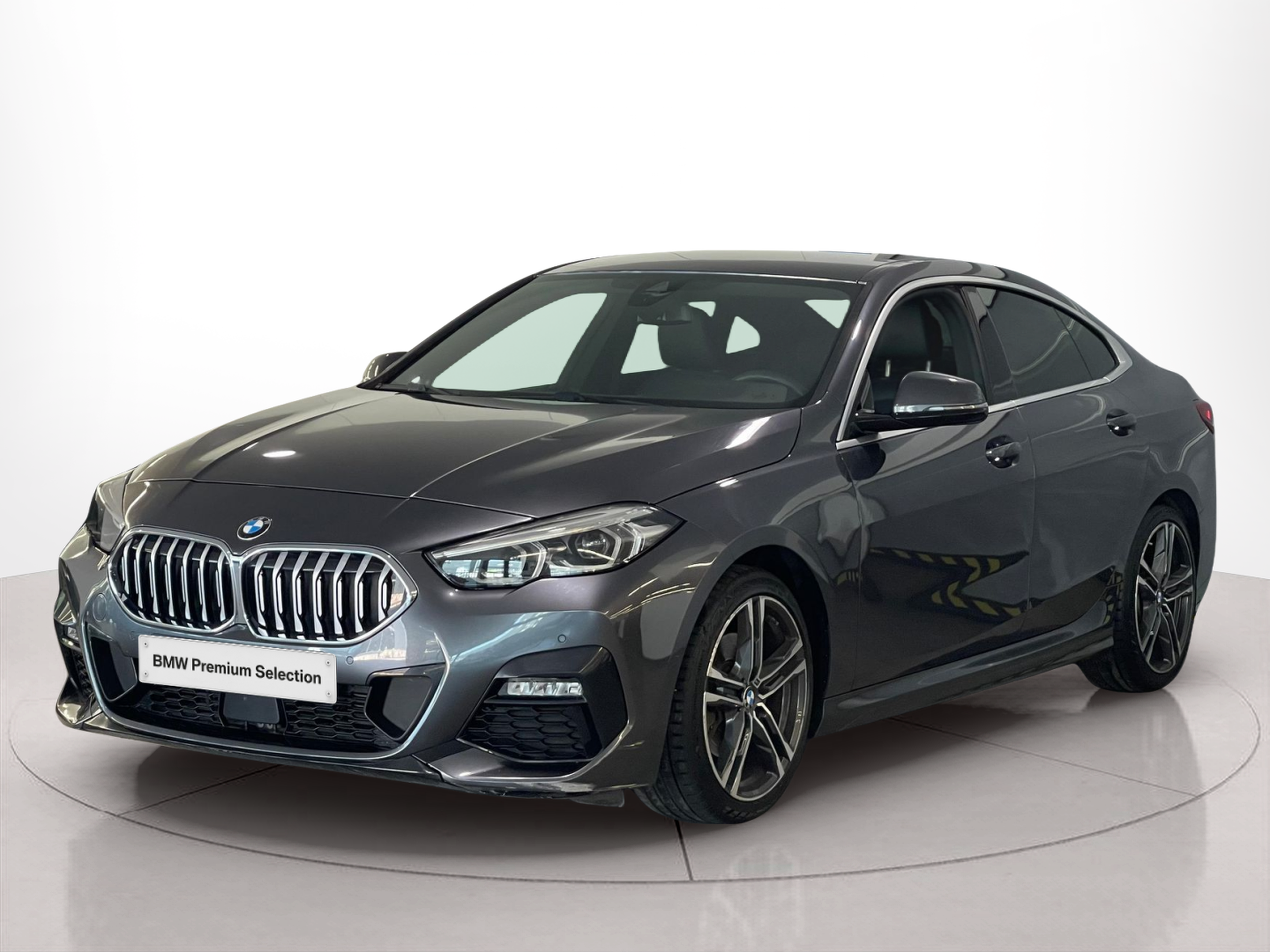 Fotos de BMW Série 2 216d Gran Coupe color Gris. Año 2021. 85KW(116CV). Diesel. En concesionario Santogal Carnaxide de Oeiras