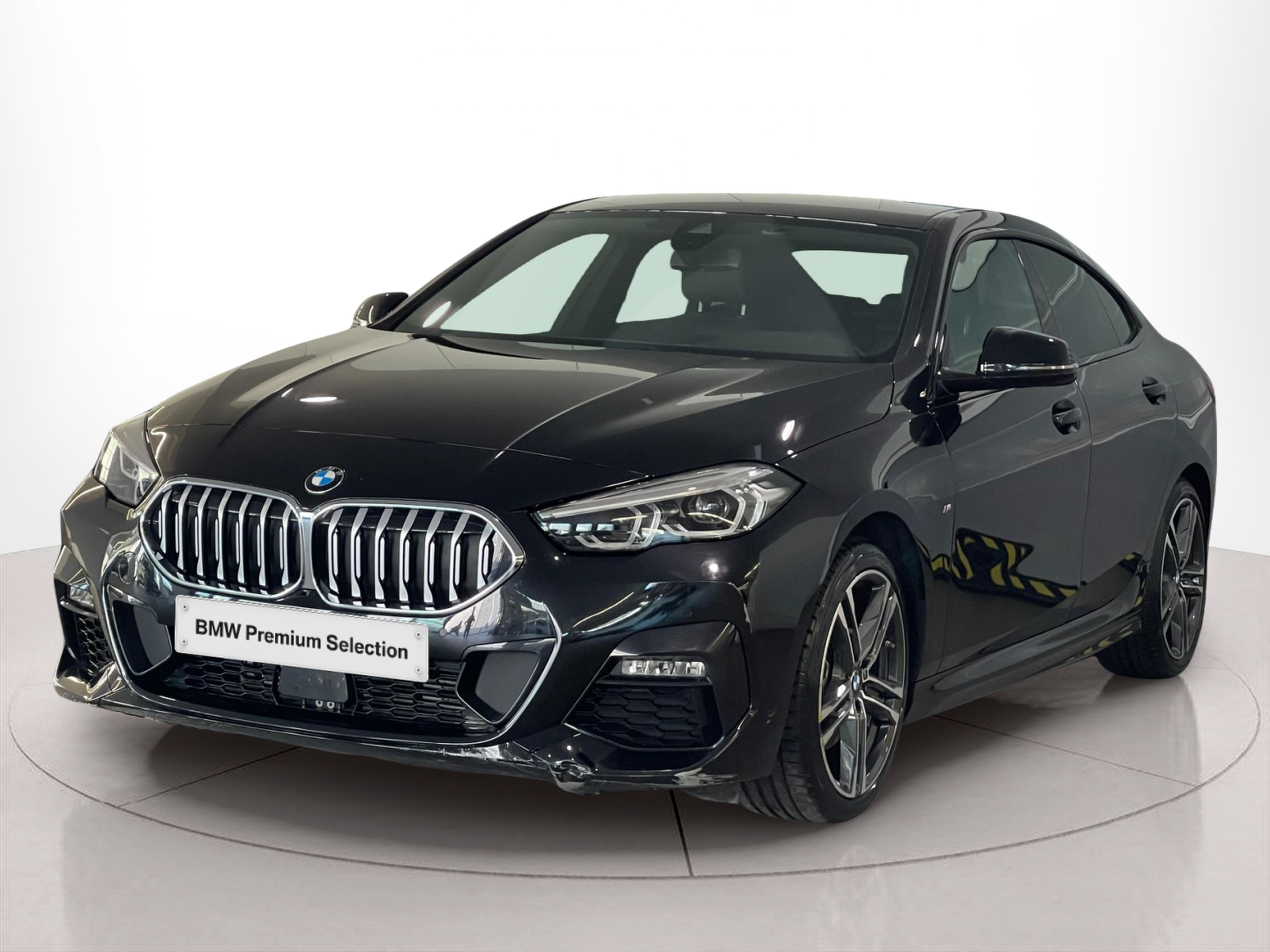 Fotos de BMW Série 2 216d Gran Coupe color Negro. Año 2024. 85KW(116CV). Diesel. En concesionario Santogal Carnaxide de Oeiras