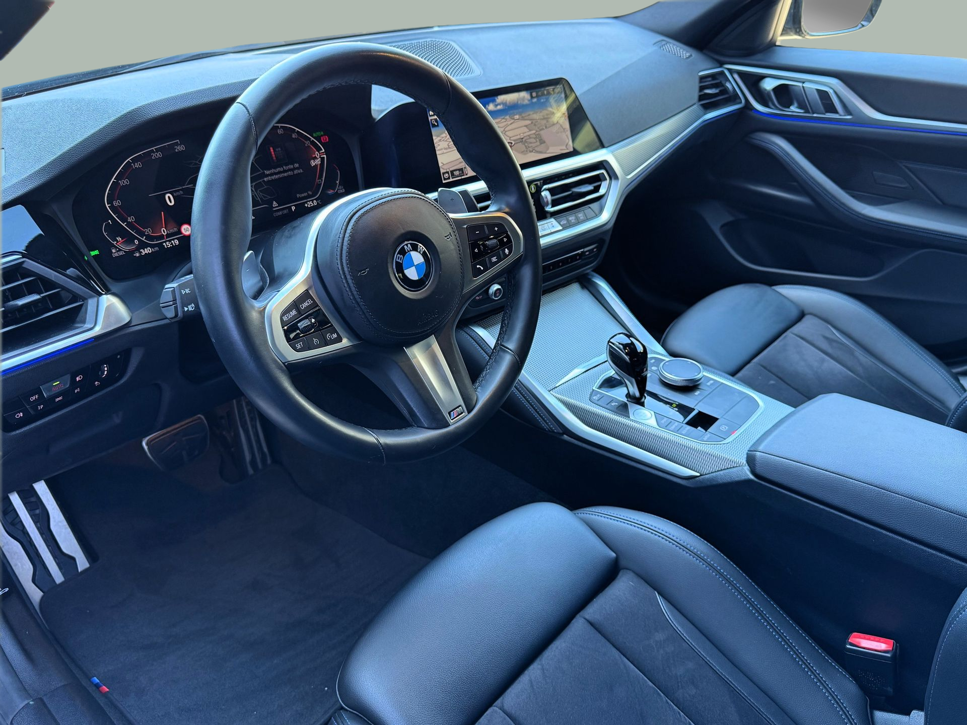 BMW Série 4 420d Berlina color Gris. Año 2022. 140KW(190CV). Diesel. En concesionario Santogal Oeiras de Oeiras