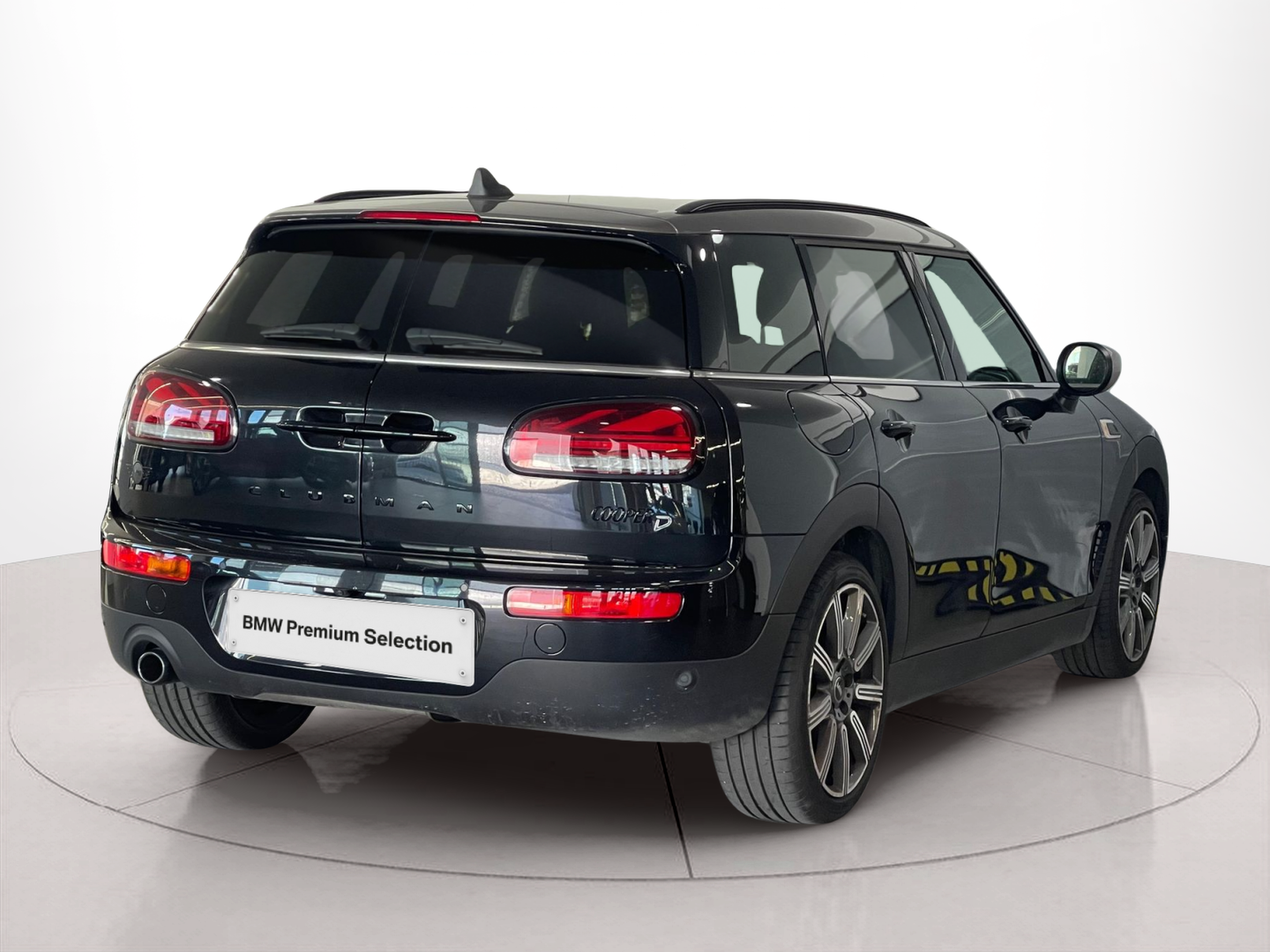 fotoG 4 del MINI MINI Clubman Cooper D 110 kW (150 CV) 150cv Diesel de 2023 em Oeiras
