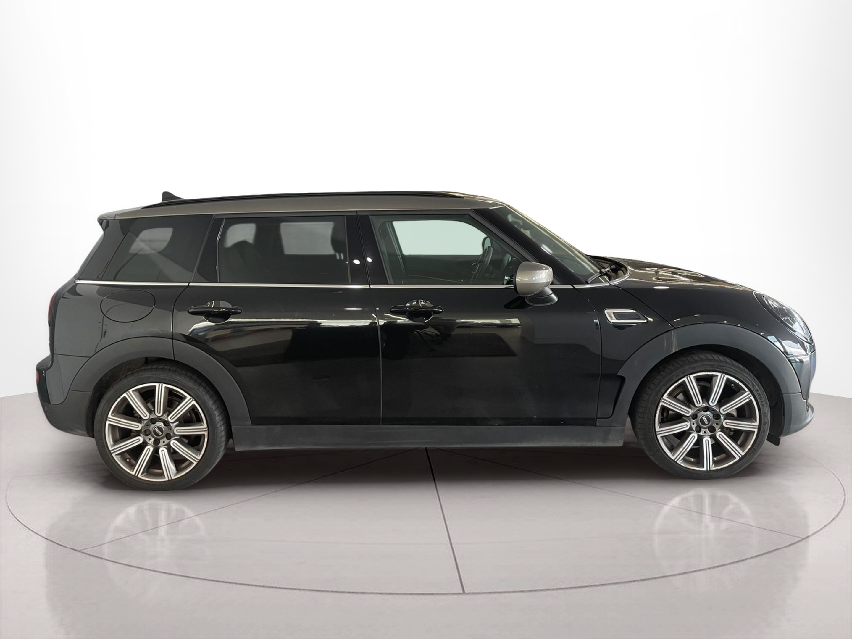 Fotos de MINI Clubman Cooper D 110 kW (150 CV)