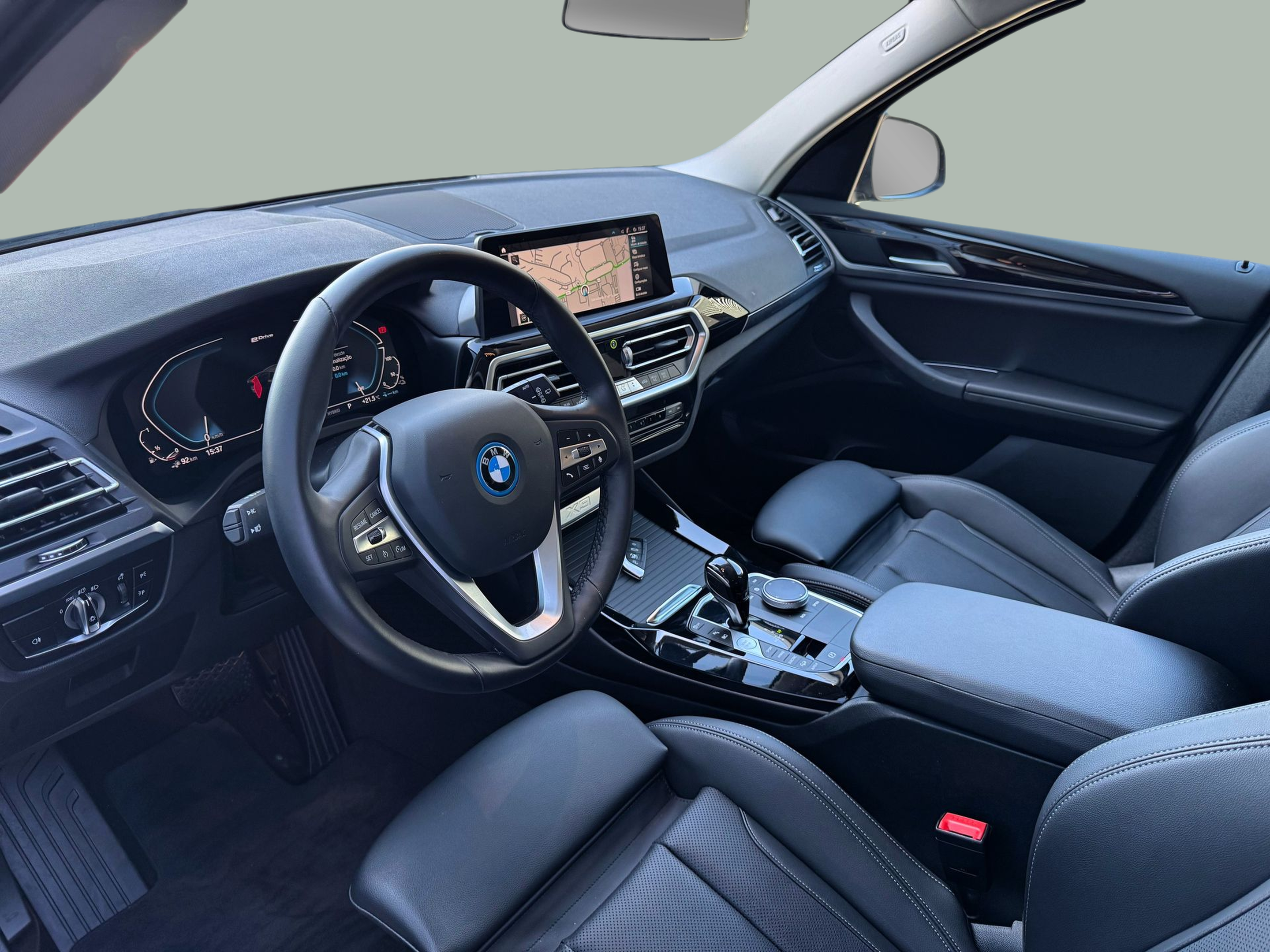 BMW X3 xDrive30e color Negro. Año 2024. 215KW(292CV). Elétrico. En concesionario Santogal Oeiras de Oeiras