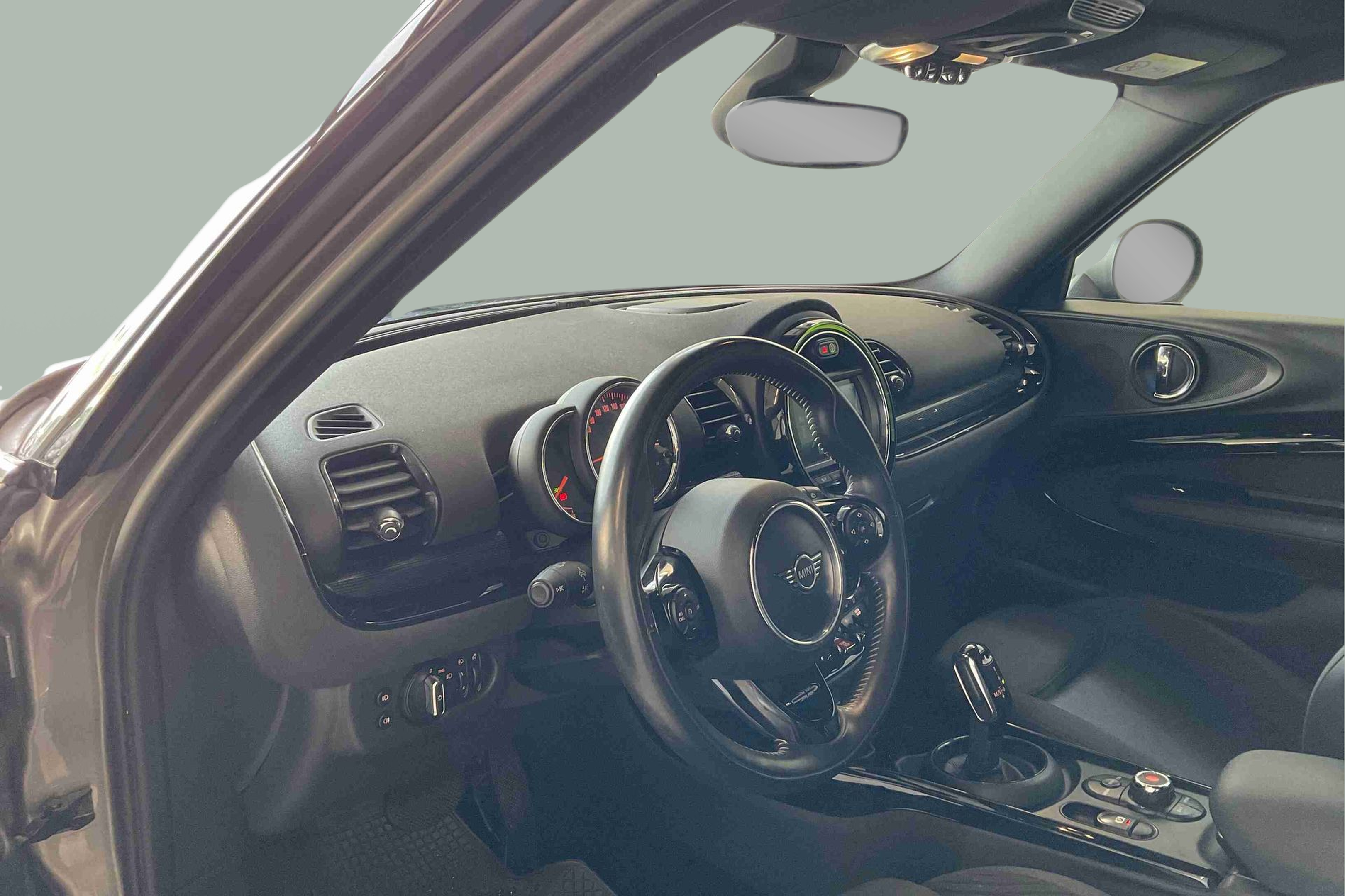 fotoG 6 del MINI MINI Clubman One D 85 kW (116 CV) 116cv Diesel de 2019 em Oeiras