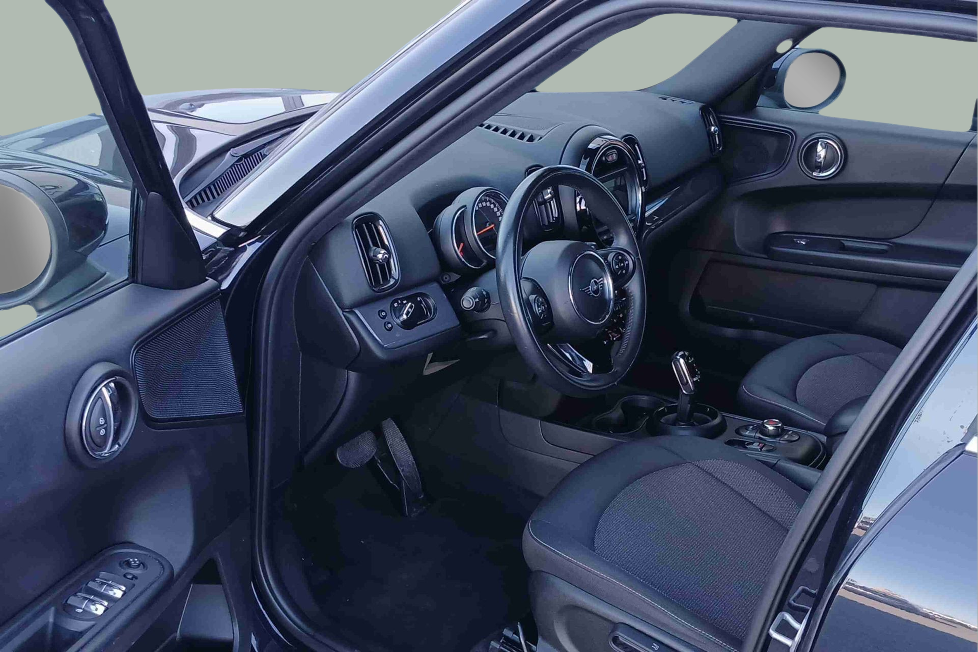 fotoG 5 del MINI MINI Countryman One D 85 kW (116 CV) 116cv Diesel de 2020 em Oeiras