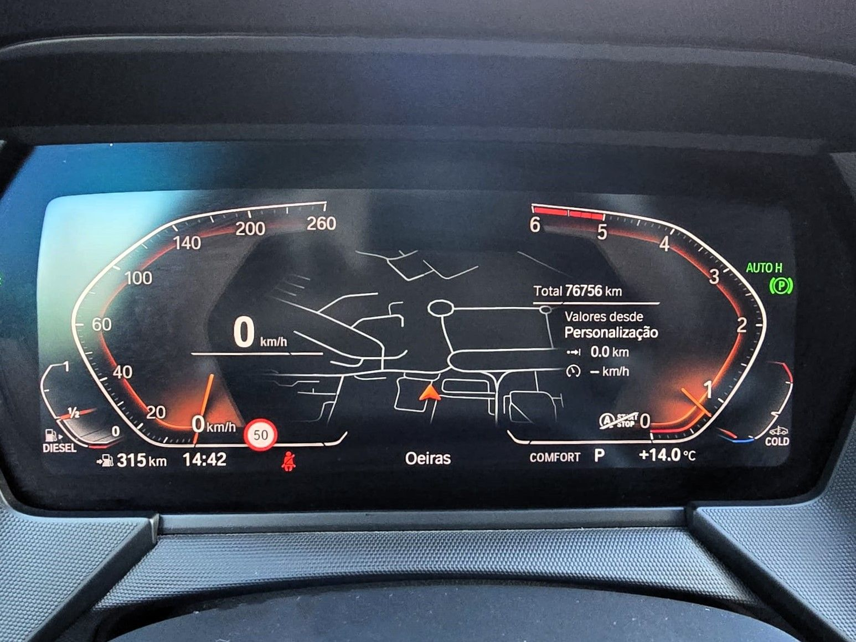 BMW Série 2 220d Gran Coupé color Gris. Año 2020. 140KW(190CV). Diesel. En concesionario Santogal Oeiras de Oeiras