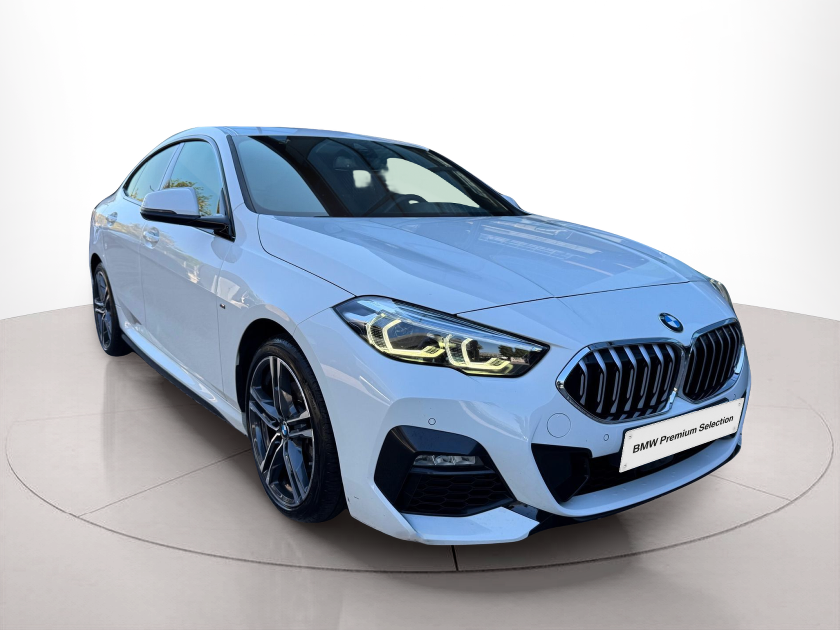 BMW Série 2 216d Gran Coupe color Blanco. Año 2020. 85KW(116CV). Diesel. En concesionario Santogal Oeiras de Oeiras