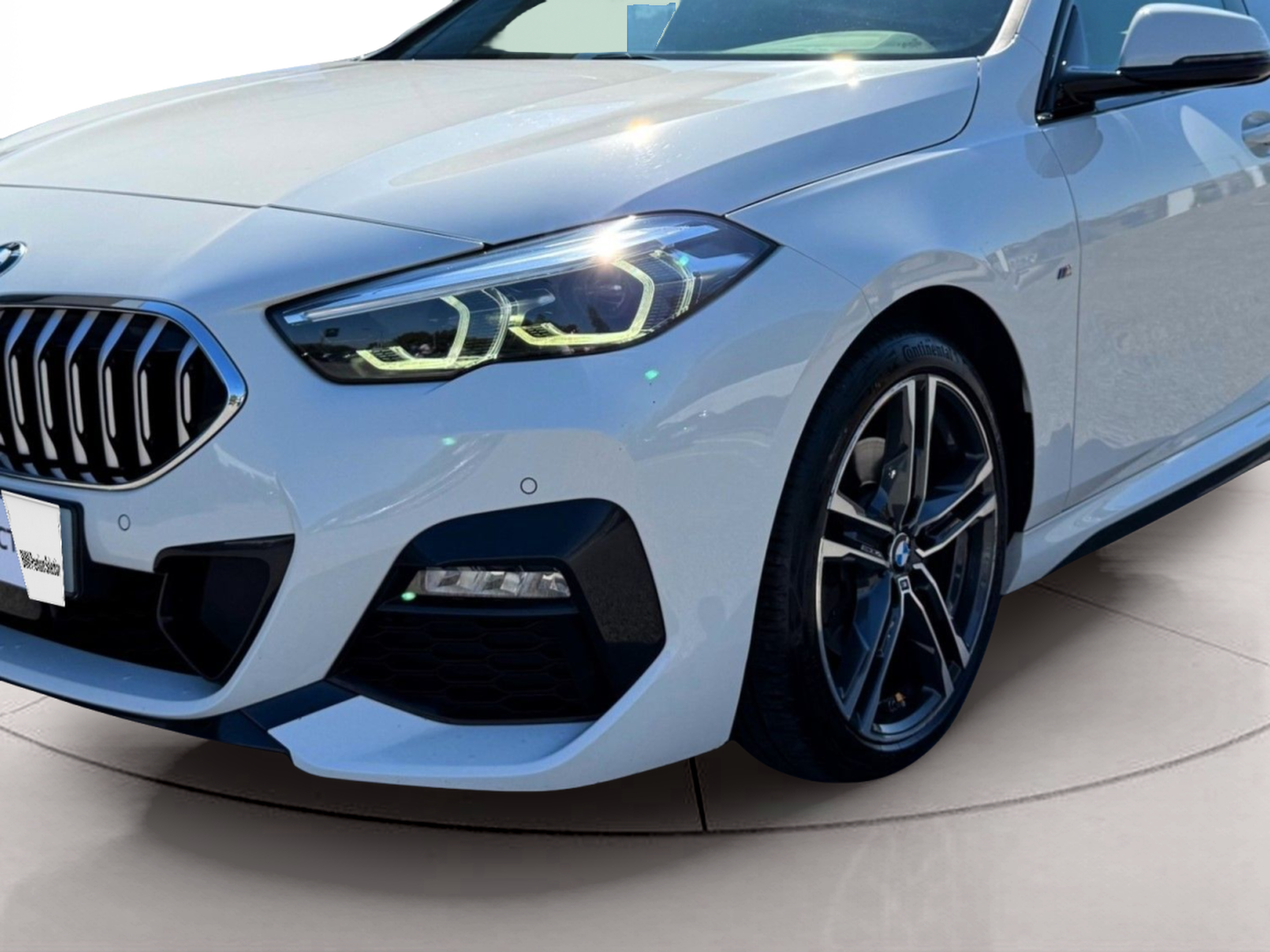 BMW Série 2 216d Gran Coupe color Blanco. Año 2020. 85KW(116CV). Diesel. En concesionario Santogal Oeiras de Oeiras