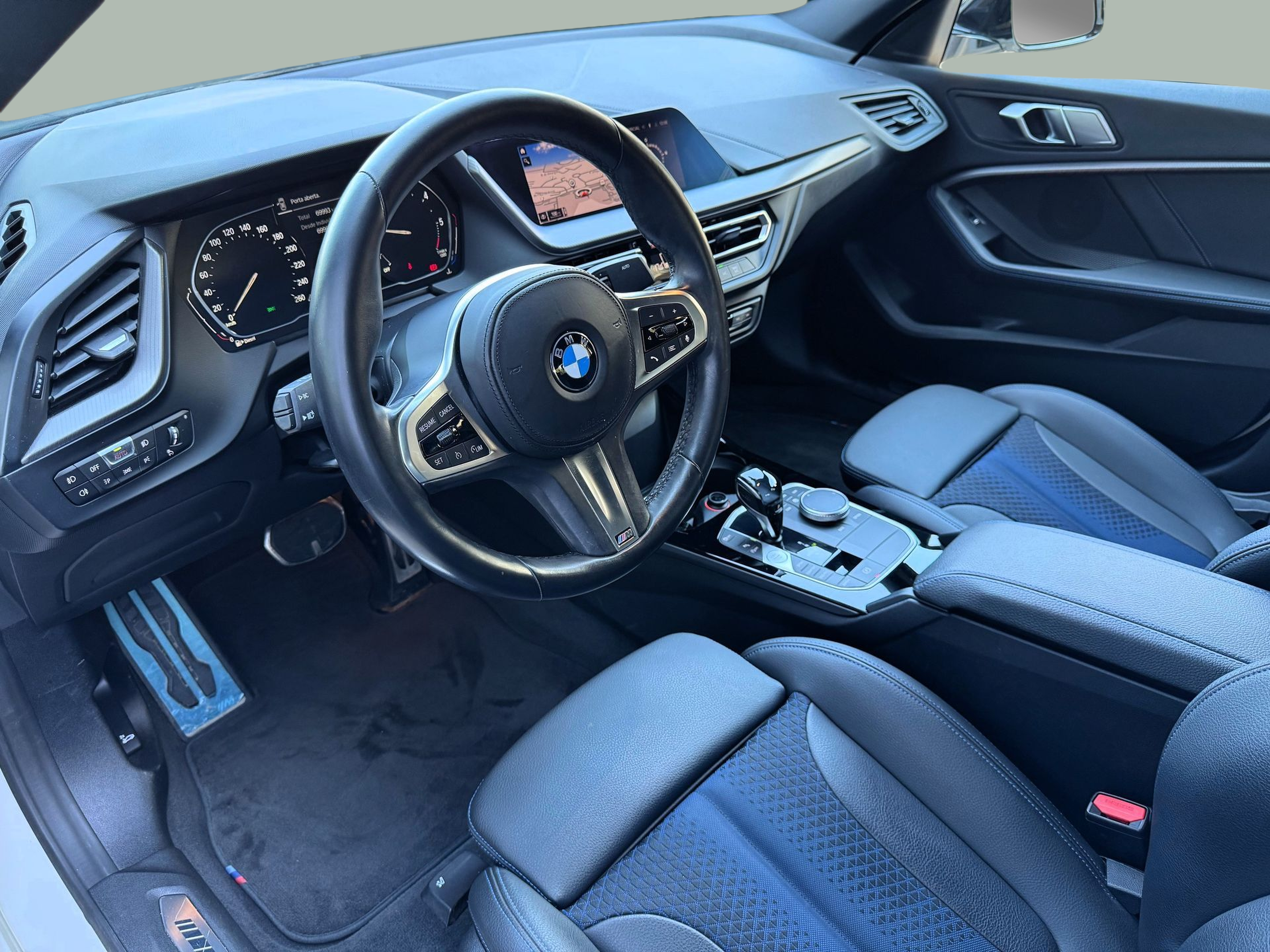 BMW Série 2 216d Gran Coupe color Blanco. Año 2020. 85KW(116CV). Diesel. En concesionario Santogal Oeiras de Oeiras