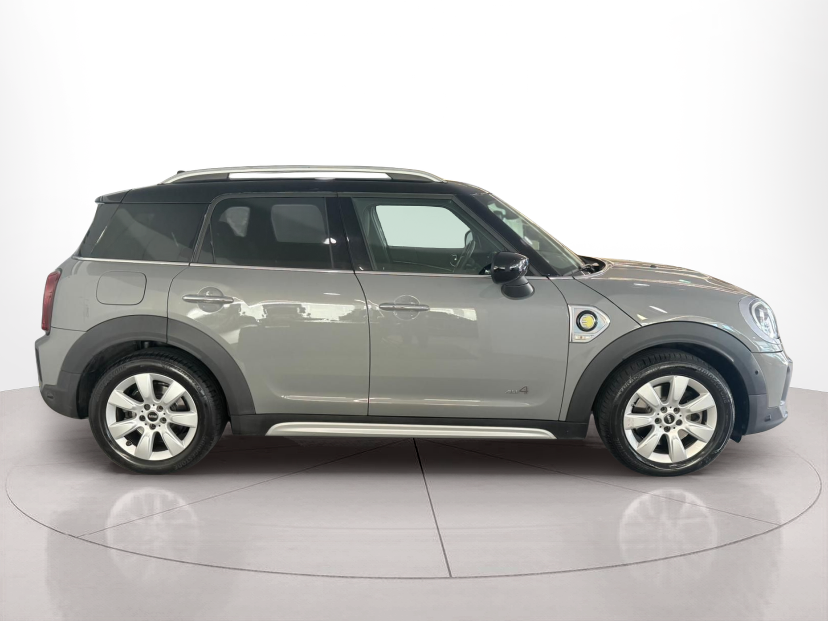 Fotos de MINI Countryman Cooper S E ALL4 162 kW (220 CV)