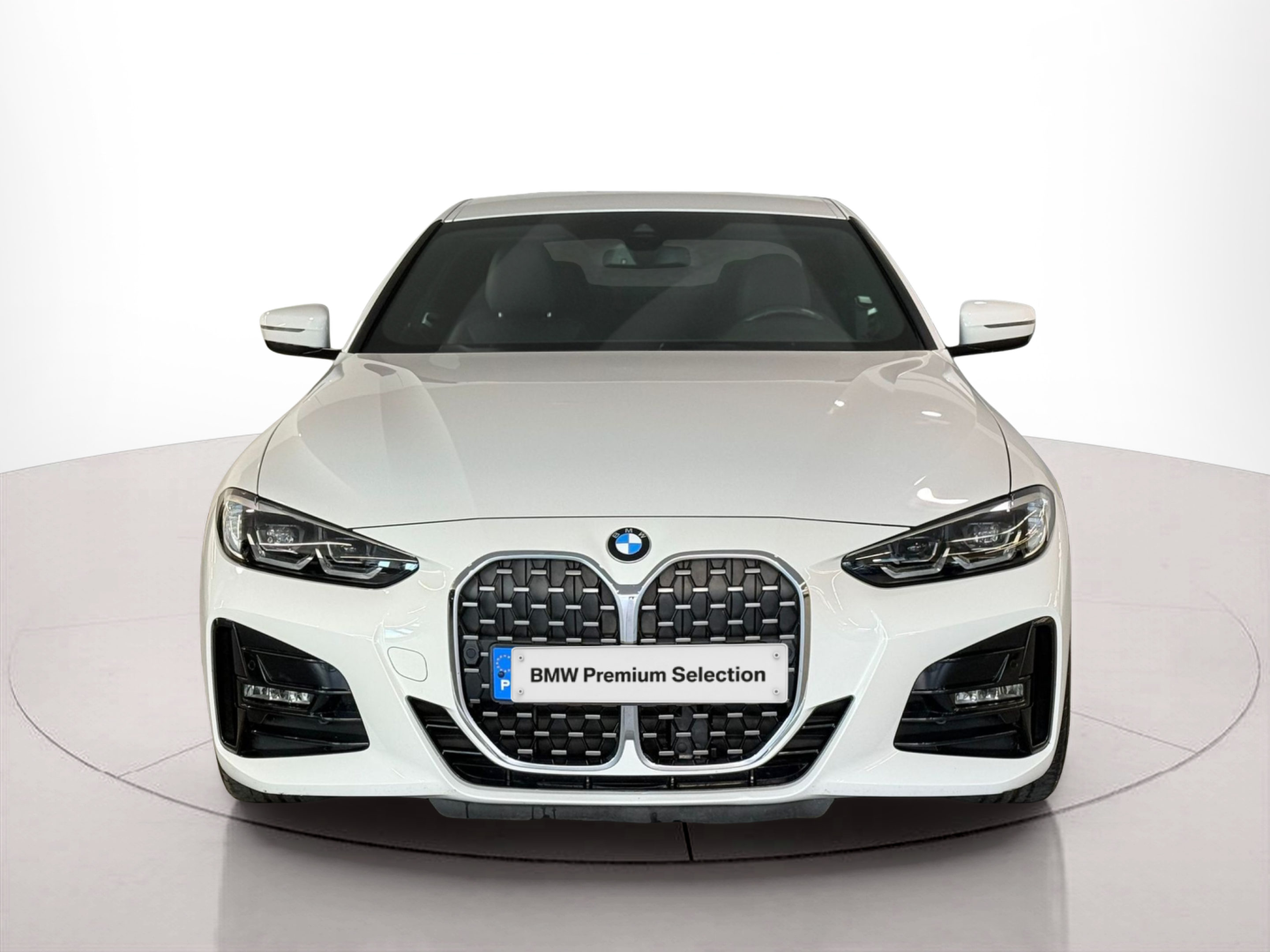 Fotos de BMW Série 4 420d Coupe color Blanco. Año 2021. 140KW(190CV). Diesel. En concesionario Santogal Carnaxide de Oeiras