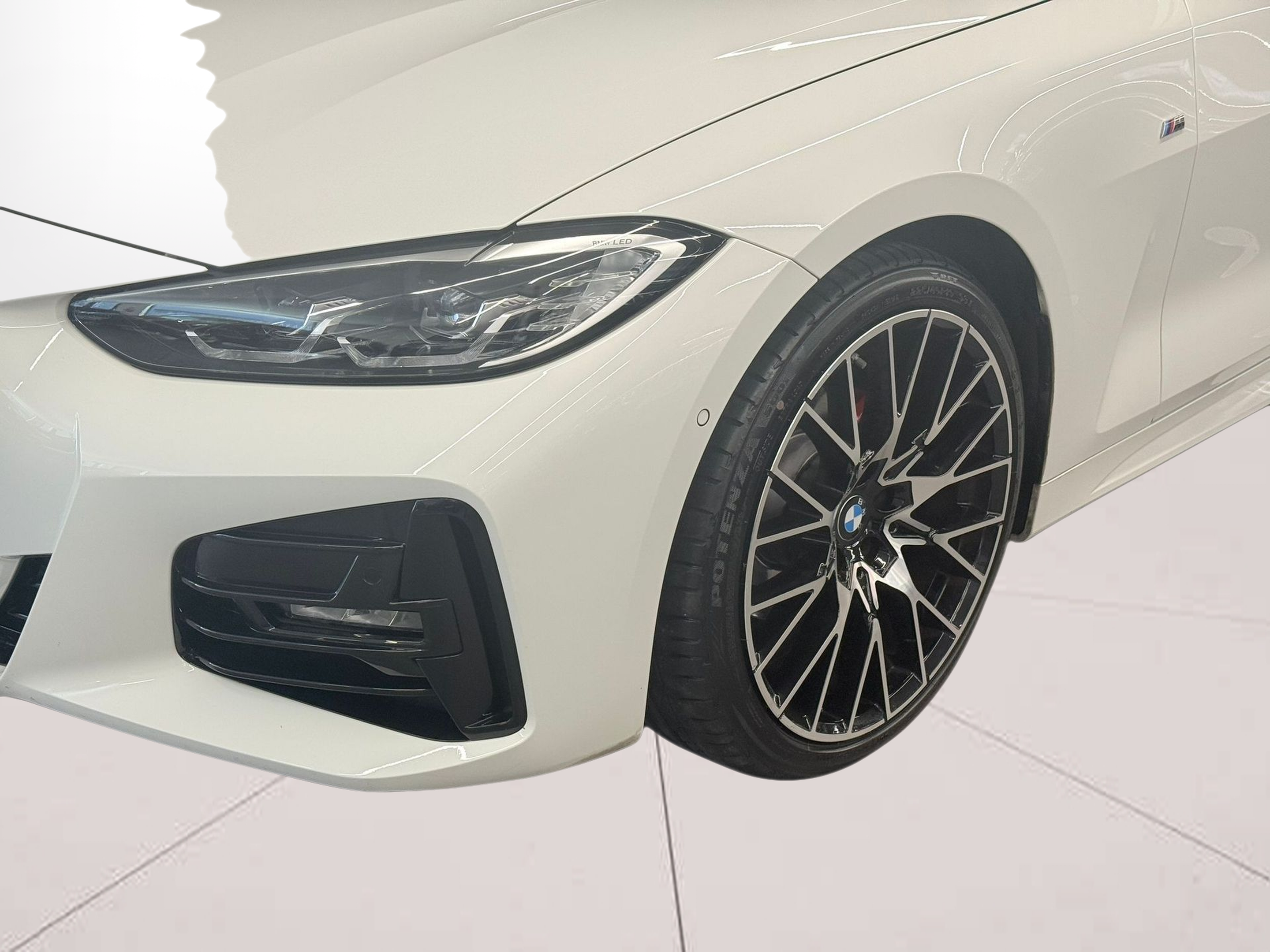 BMW Série 4 420d Coupe color Blanco. Año 2021. 140KW(190CV). Diesel. En concesionario Santogal Carnaxide de Oeiras