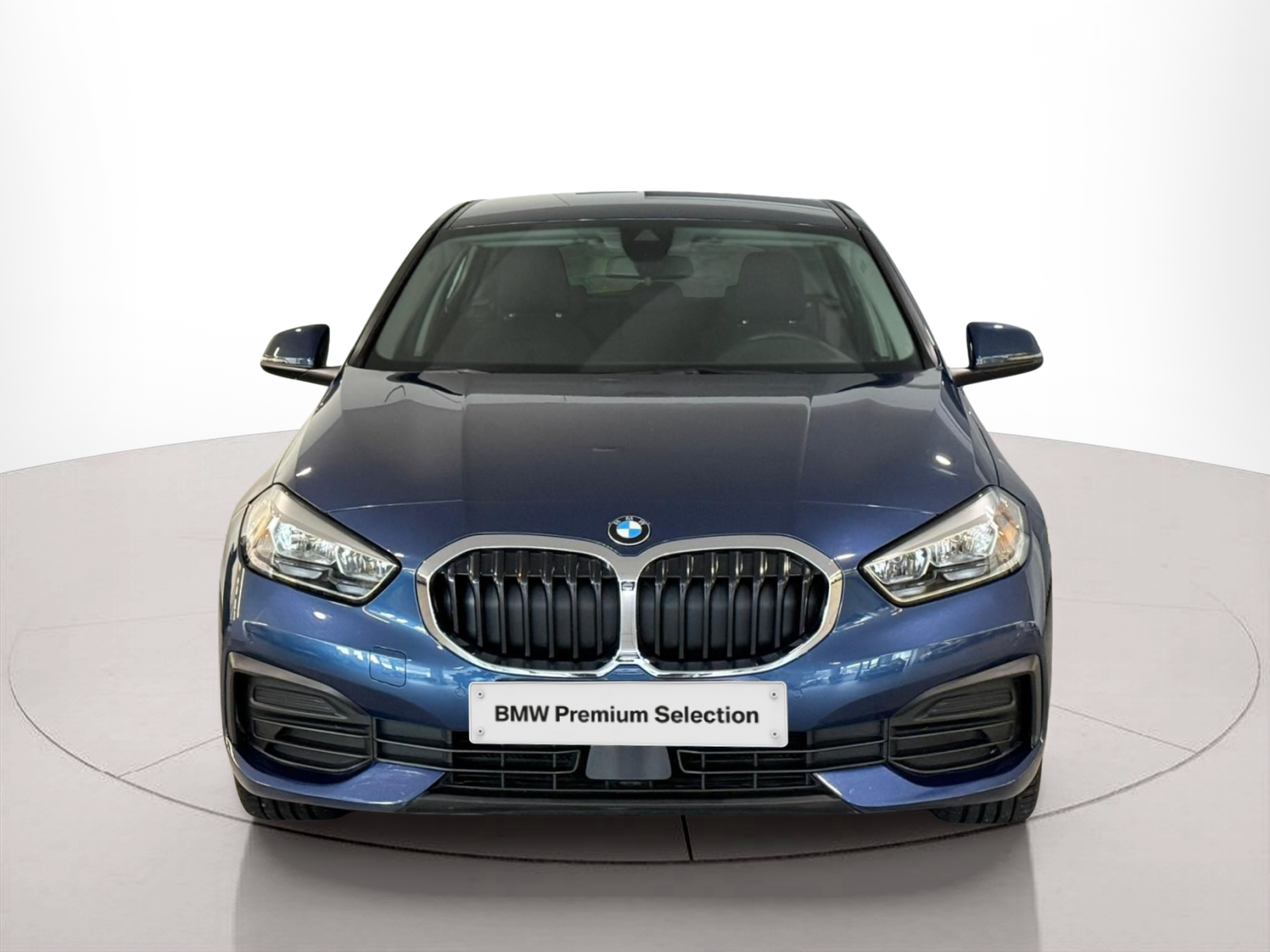 Fotos de BMW Série 1 116d color Azul. Año 2021. 85KW(116CV). Diesel. En concesionario Santogal MOTORRAD Seixal de Abrantes