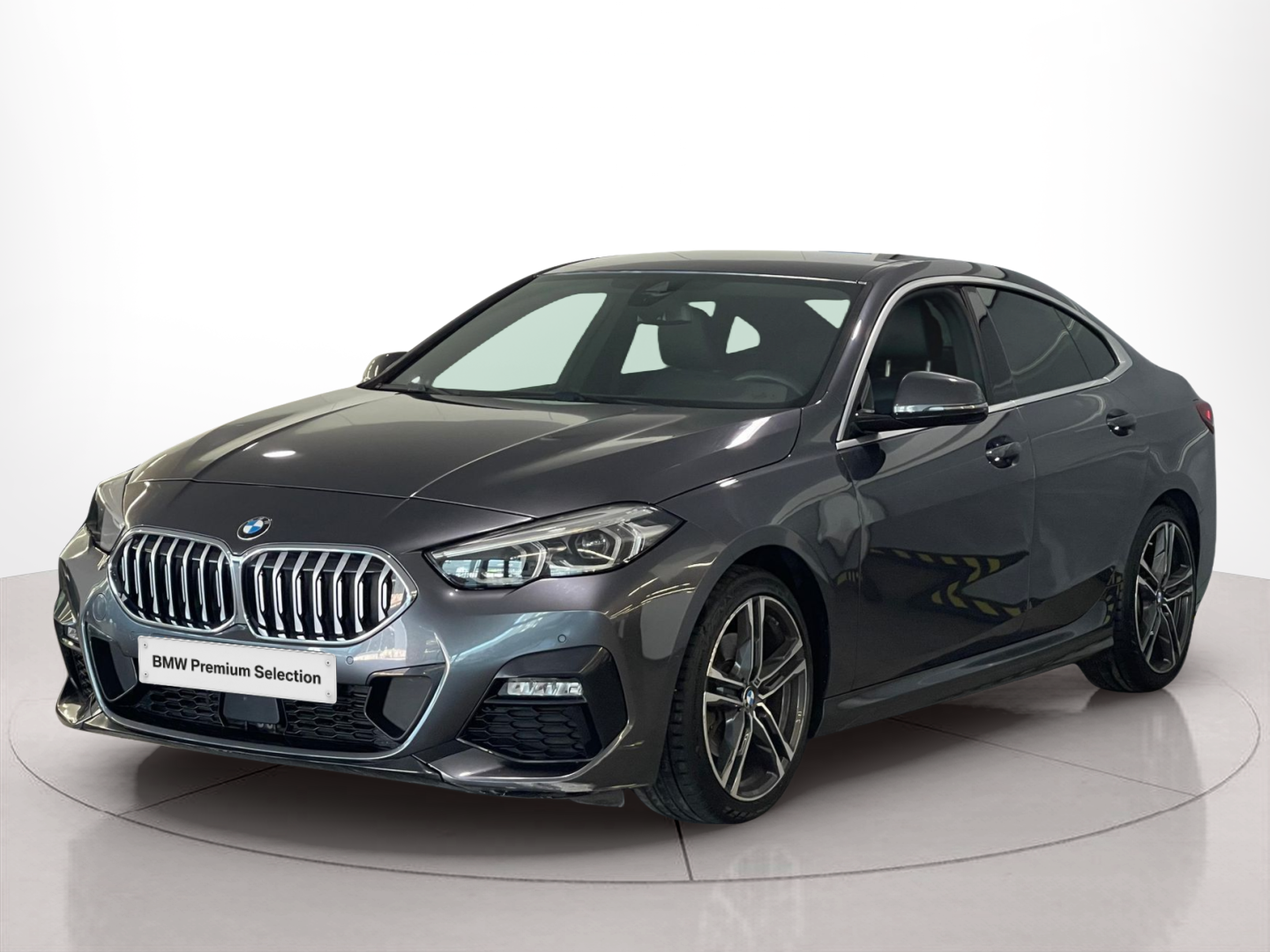 Fotos de BMW Série 2 216d Gran Coupe color Gris. Año 2021. 85KW(116CV). Diesel. En concesionario Santogal Carnaxide de Oeiras