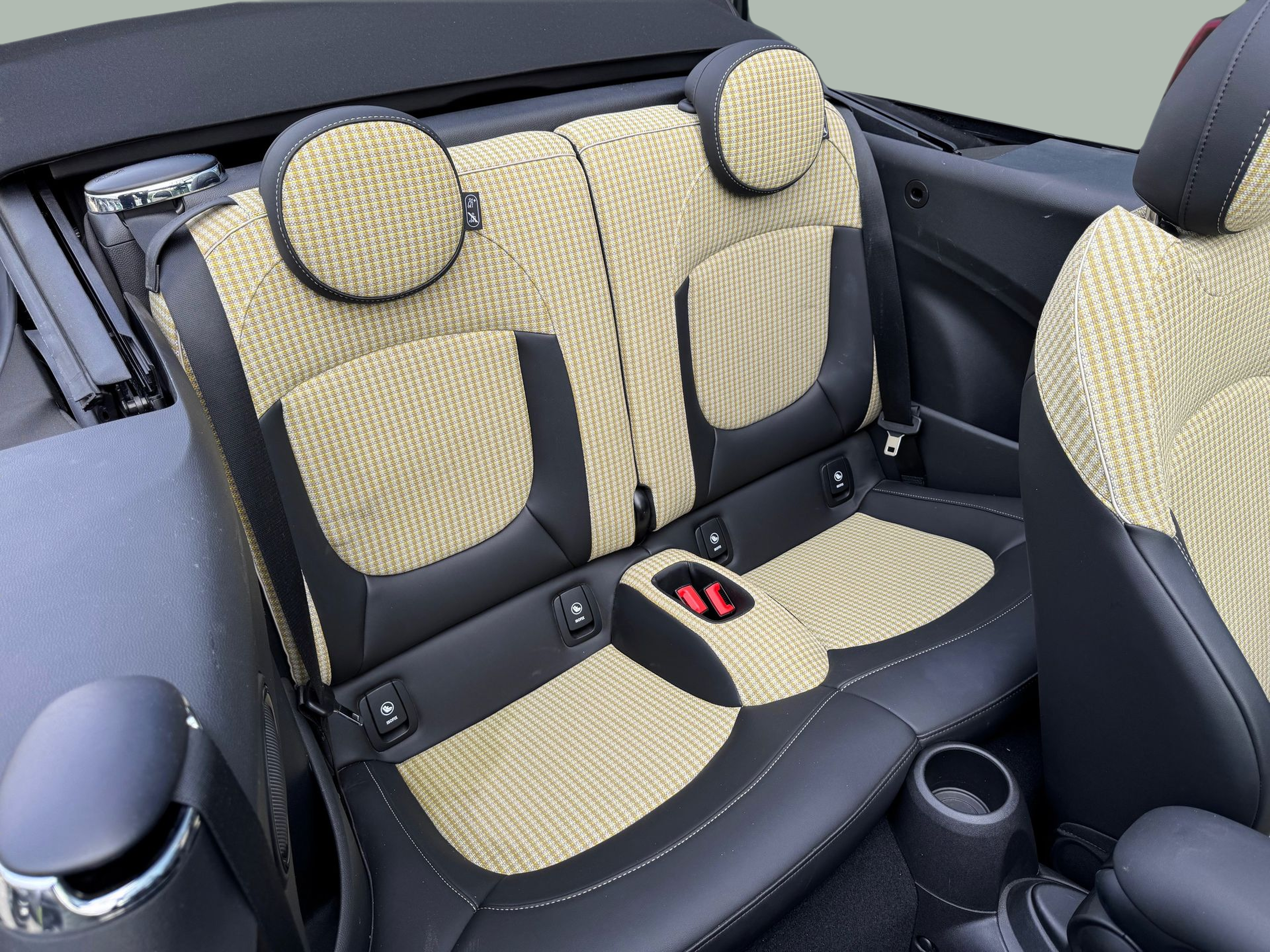 fotoG 8 del MINI MINI Cooper Cabrio S 131 kW (178 CV) 178cv Gasolina de 2021 em Oeiras