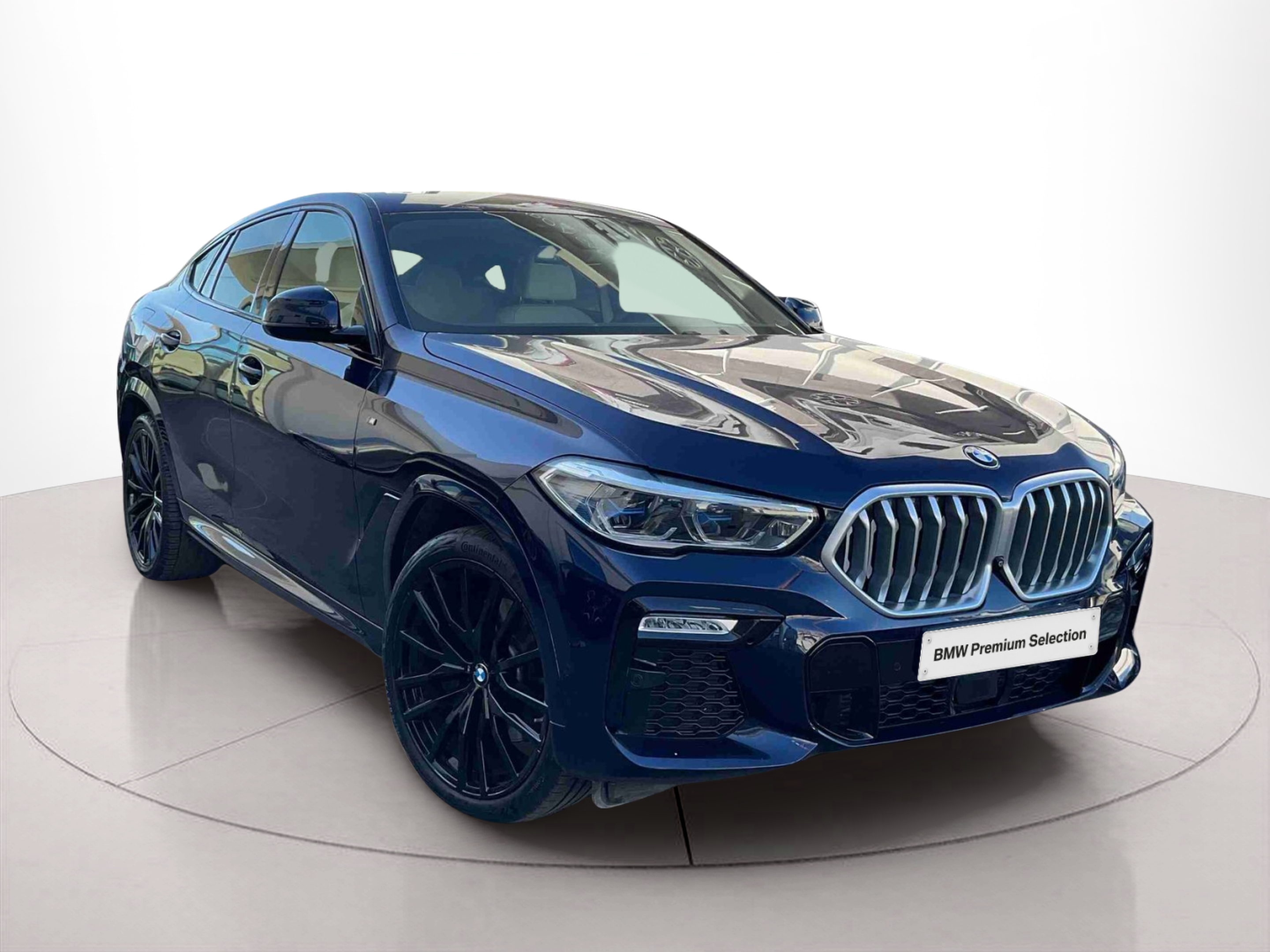 BMW X6 xDrive40i color Azul. Año 2021. 250KW(340CV). Gasolina. En concesionario Santogal Setúbal de Setúbal