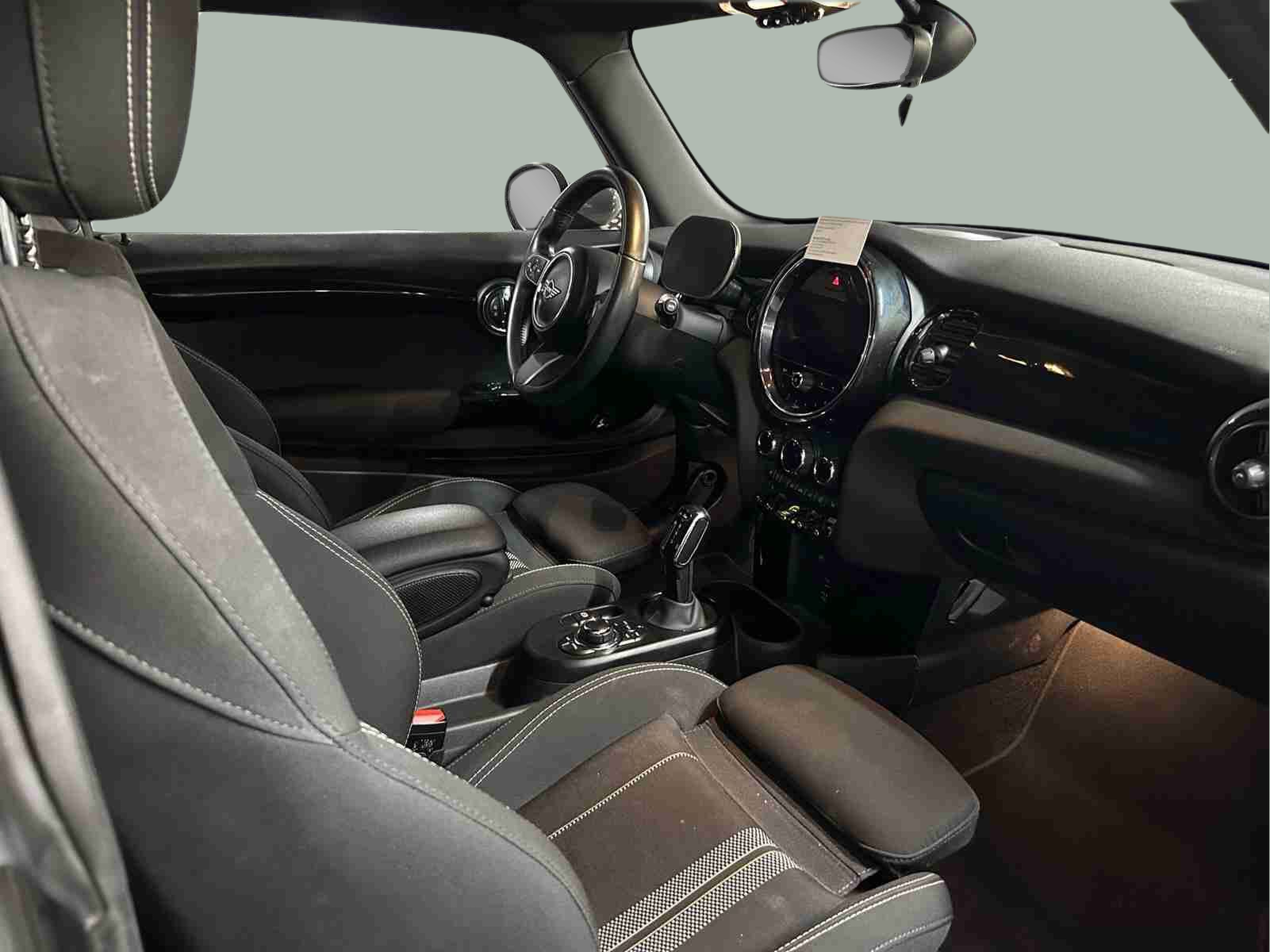 fotoG 7 del MINI MINI 3 Portas Cooper S E 135 kW (184 CV) 184cv Elétrico de 2021 em Oeiras