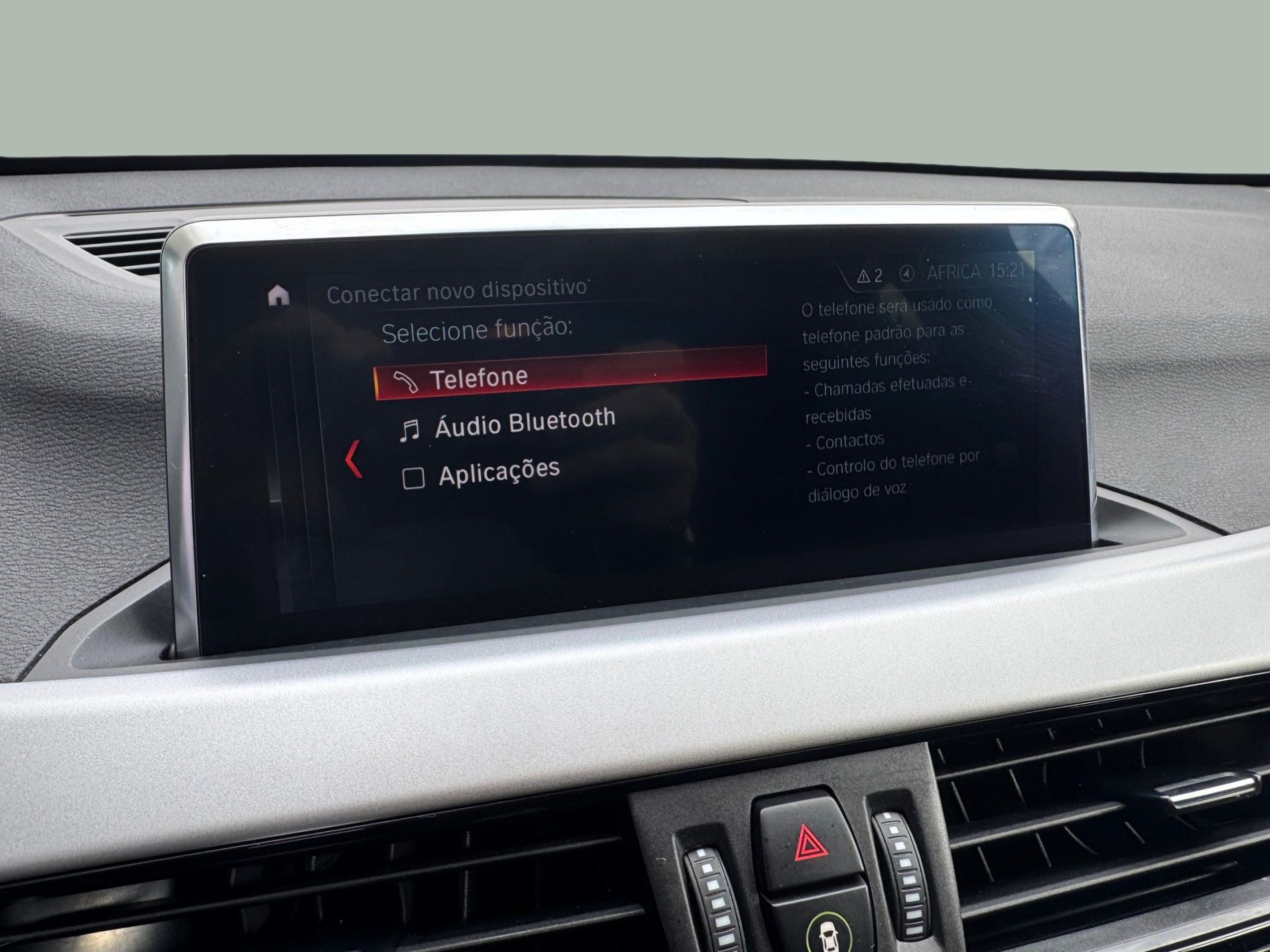 BMW X1 sDrive16d color Gris. Año 2021. 85KW(116CV). Diesel. En concesionario Santogal Oeiras de Oeiras