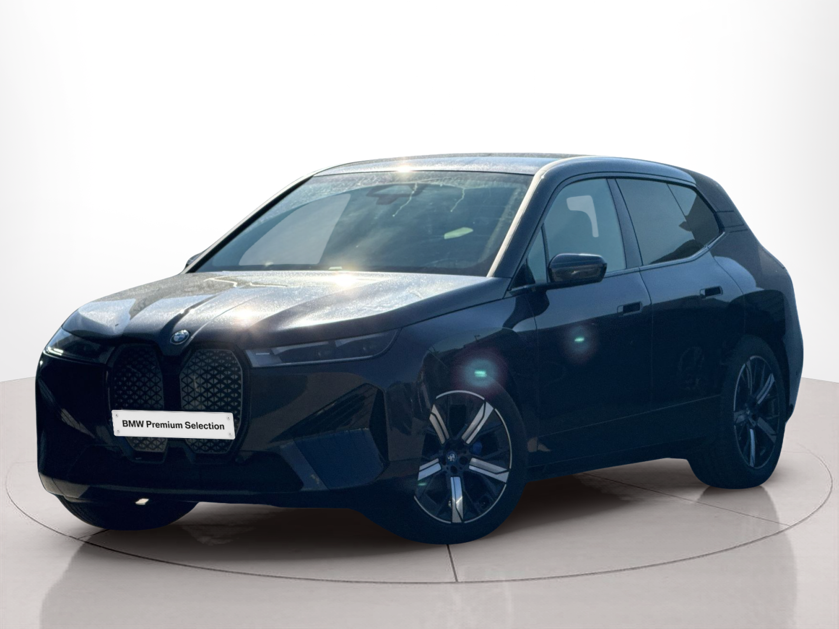 Fotos de BMW iX xDrive40 color Gris. Año 2022. 240KW(326CV). Elétrico. En concesionario Santogal Praça de Espanha - Lisboa de Lisboa