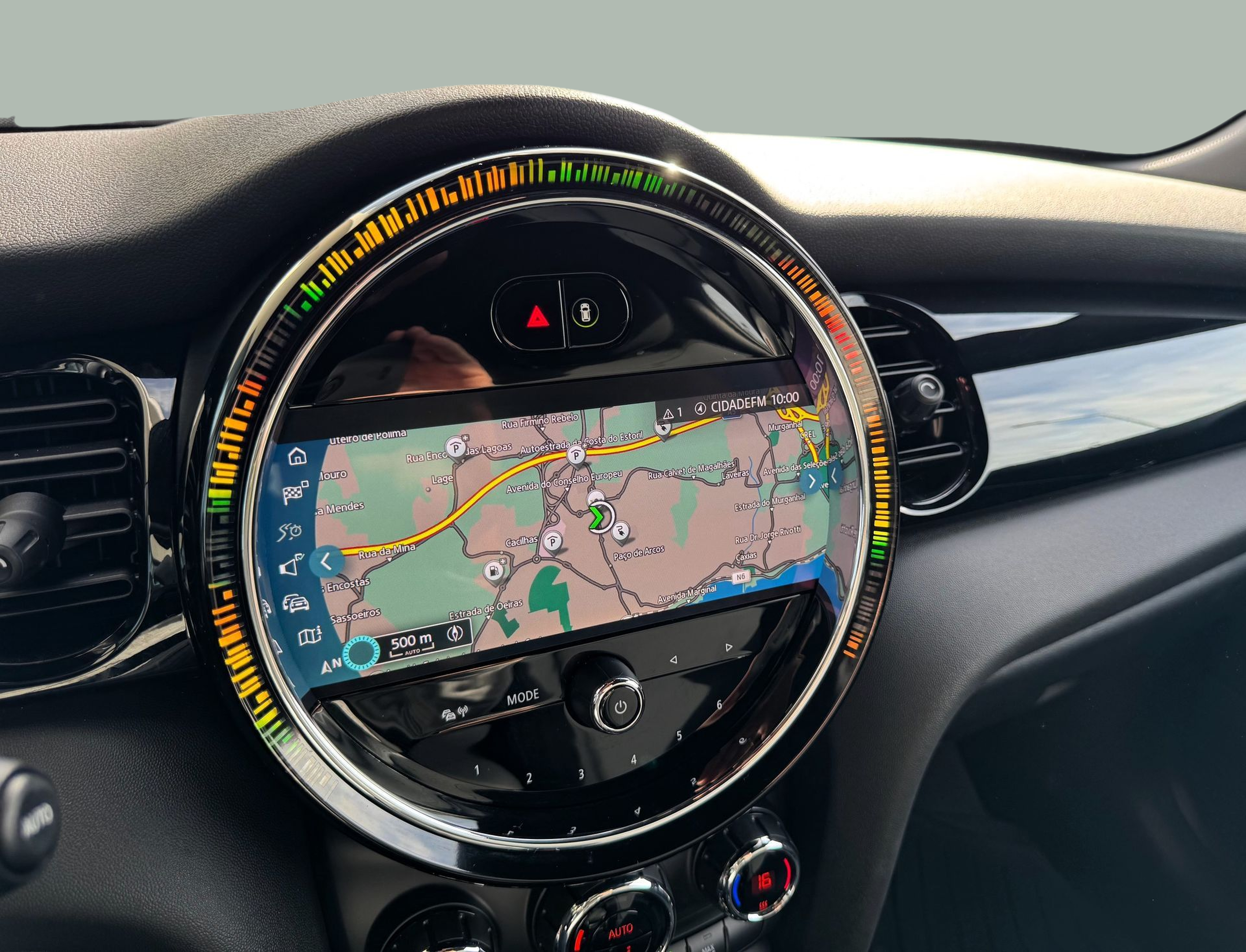 fotoG 13 del MINI MINI 3 Portas Cooper S E 135 kW (184 CV) 184cv Elétrico de 2022 em Oeiras