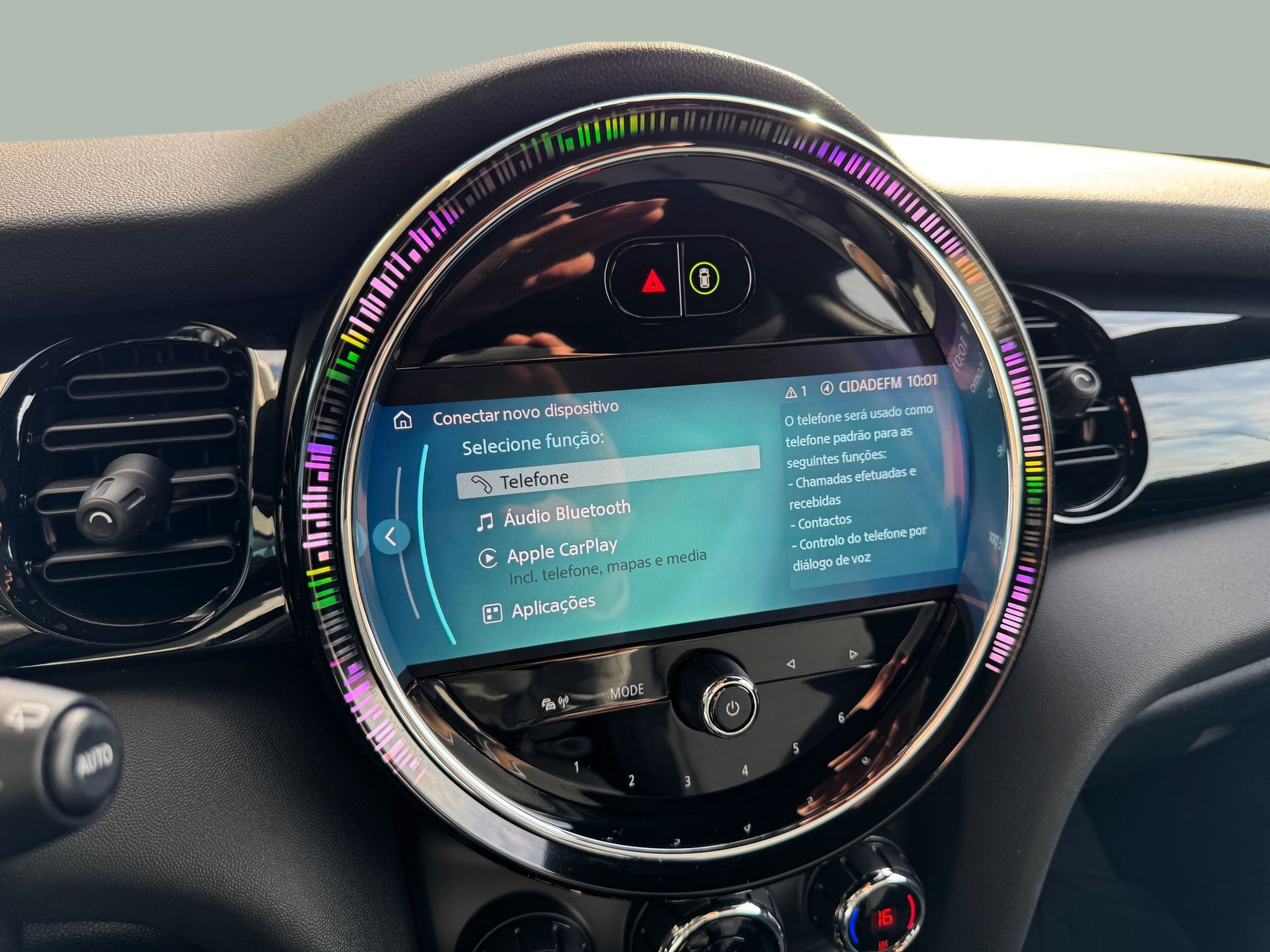 fotoG 15 del MINI MINI 3 Portas Cooper S E 135 kW (184 CV) 184cv Elétrico de 2022 em Oeiras