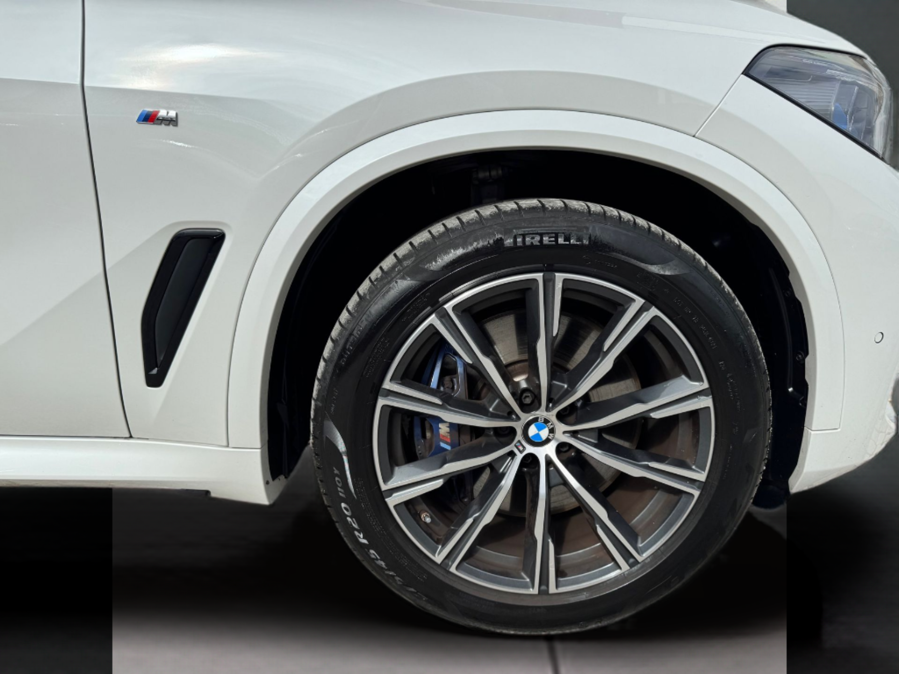 BMW X5 xDrive40d color Blanco. Año 2022. 250KW(340CV). Diesel. En concesionario Santogal Oeiras de Oeiras