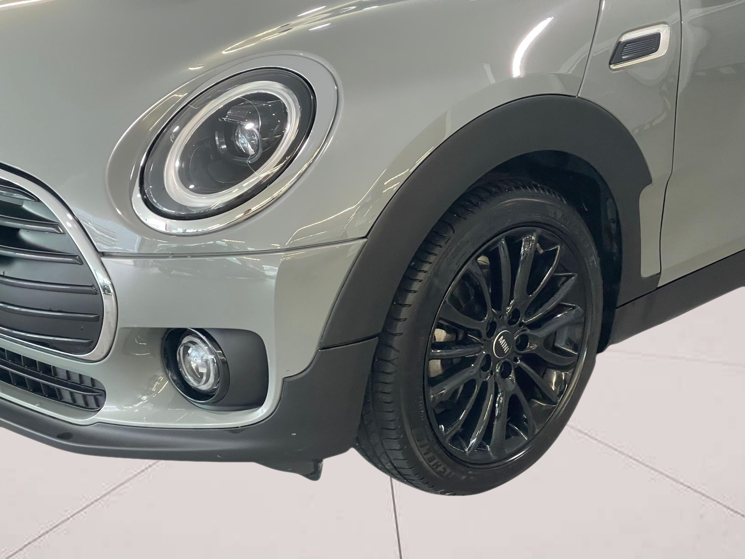 fotoG 5 del MINI MINI Clubman One D 85 kW (116 CV) 116cv Diesel de 2022 em Oeiras