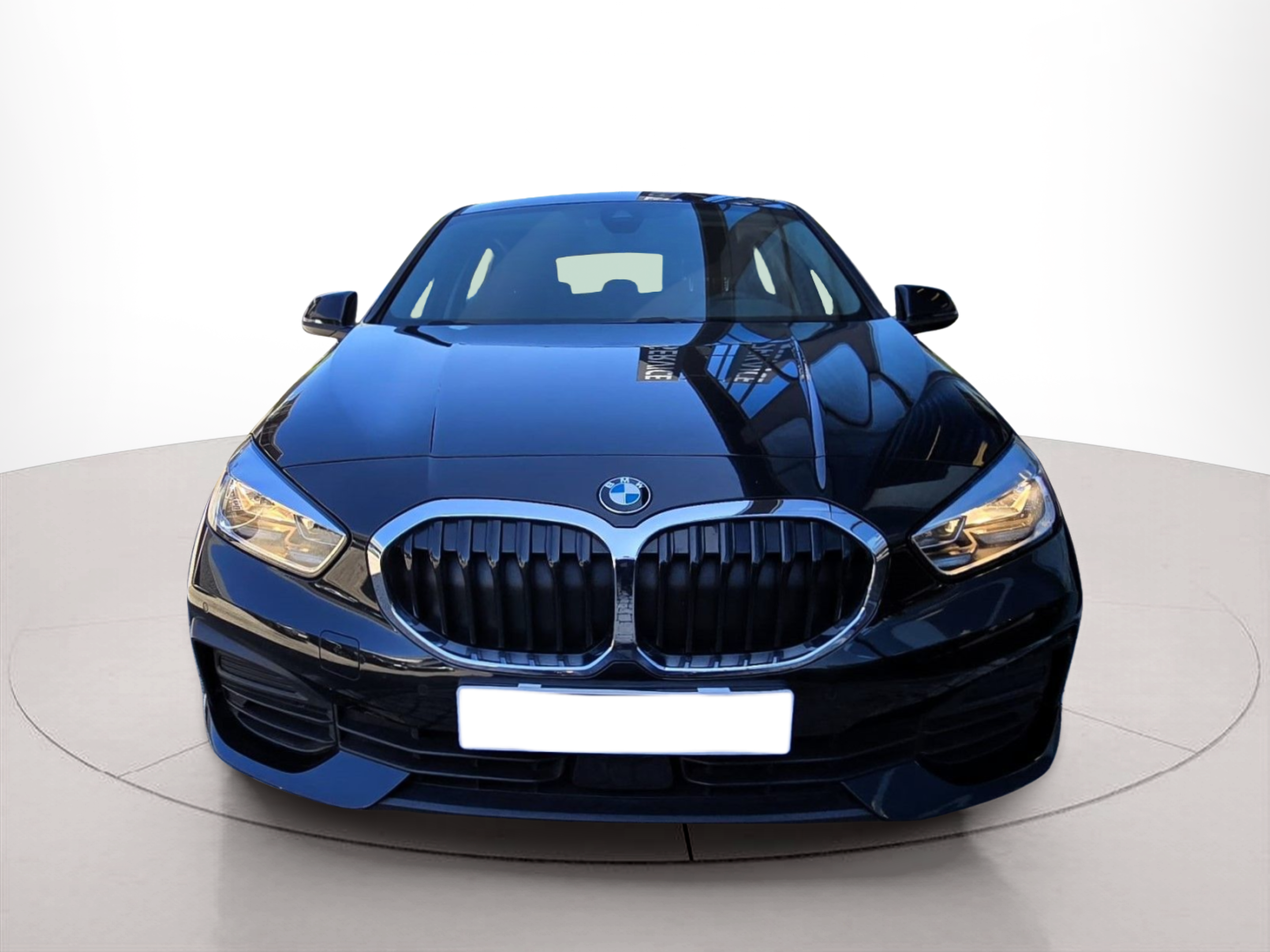 Fotos de BMW Série 1 116d color Negro. Año 2022. 85KW(116CV). Diesel. En concesionario Santogal Oeiras de Oeiras