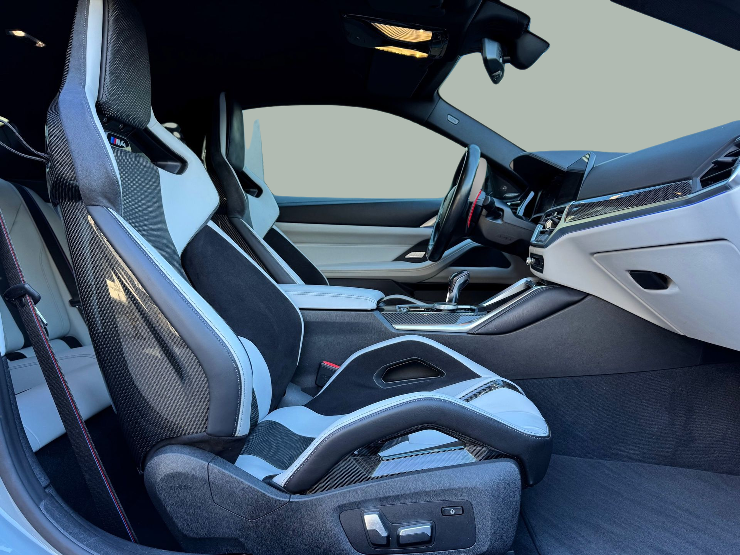 BMW M M4 Competition Coupé color Gris. Año 2022. 375KW(510CV). Gasolina. En concesionario Santogal Oeiras de Oeiras