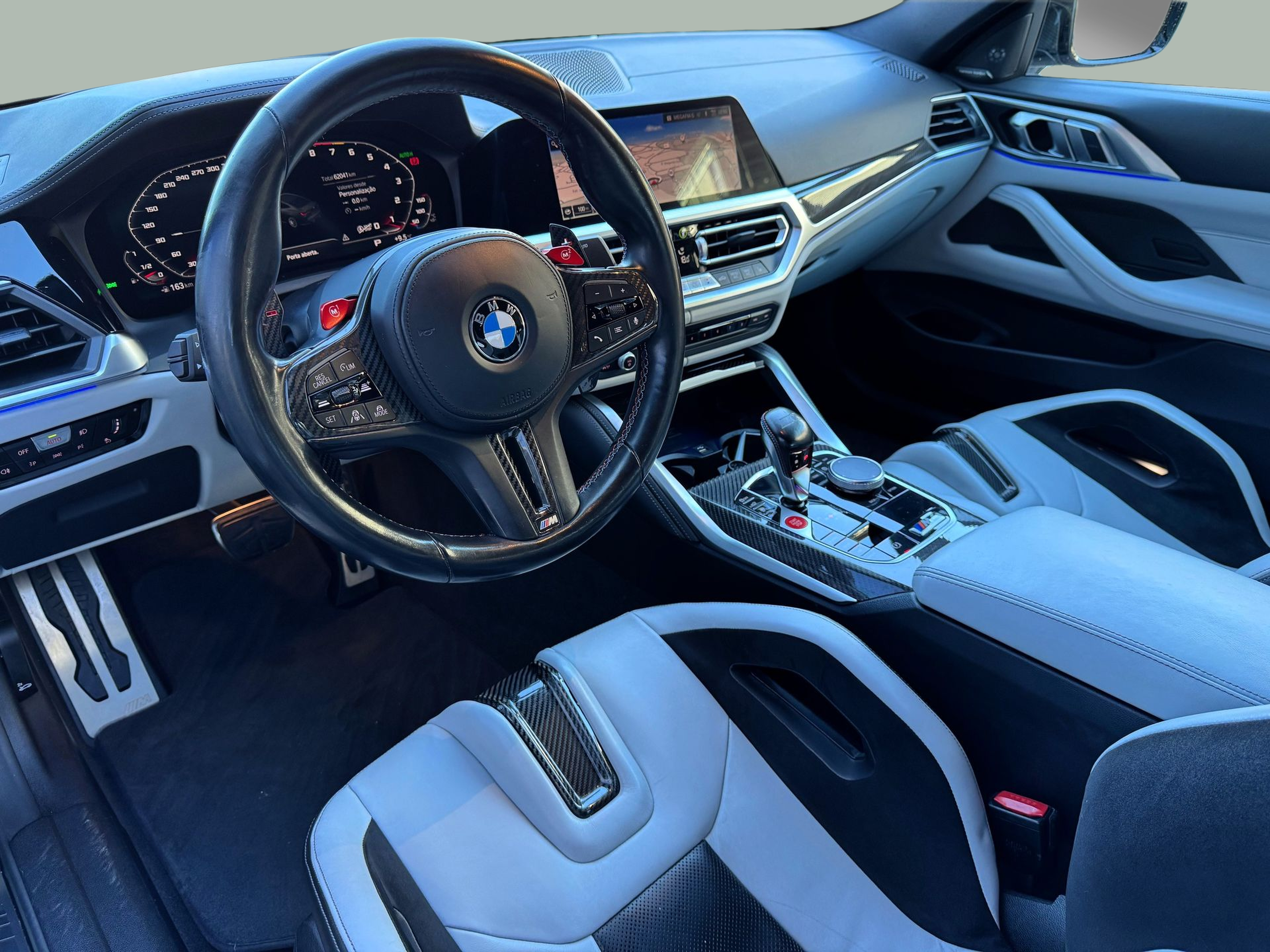 BMW M M4 Competition Coupé color Gris. Año 2022. 375KW(510CV). Gasolina. En concesionario Santogal Oeiras de Oeiras