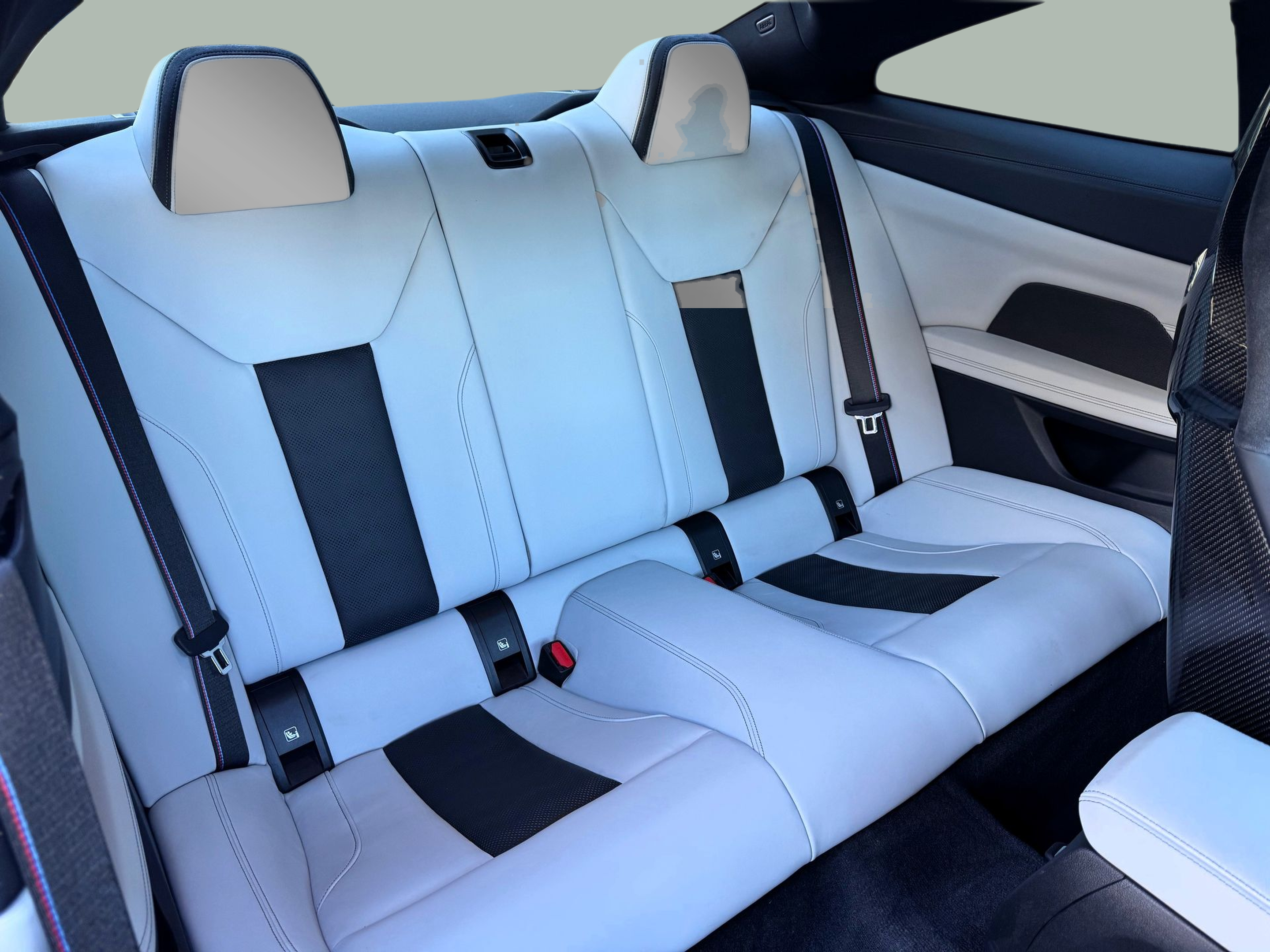 BMW M M4 Competition Coupé color Gris. Año 2022. 375KW(510CV). Gasolina. En concesionario Santogal Oeiras de Oeiras