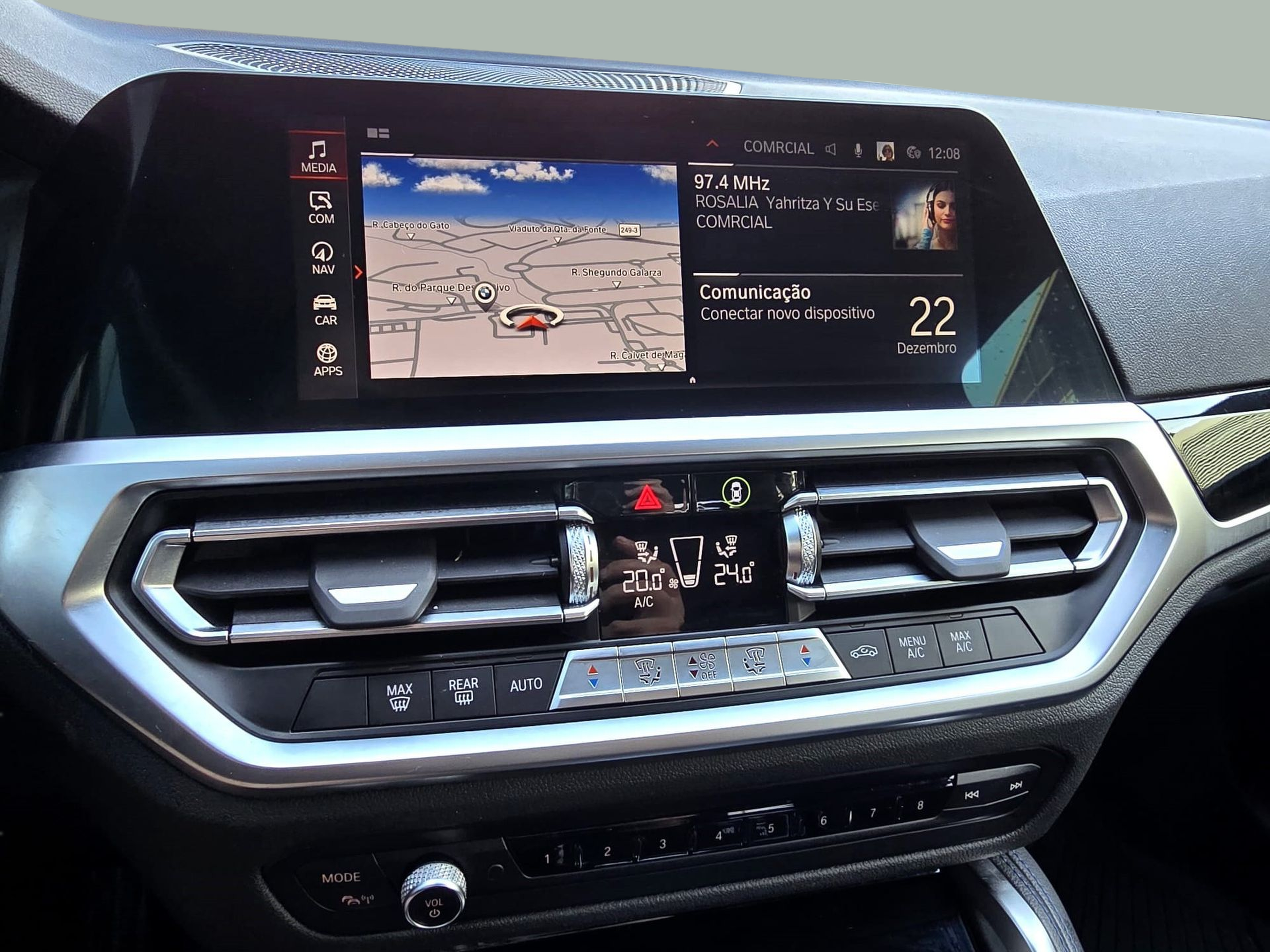 BMW Série 2 220d Coupe color Gris. Año 2022. 140KW(190CV). Diesel. En concesionario Santogal Oeiras de Oeiras