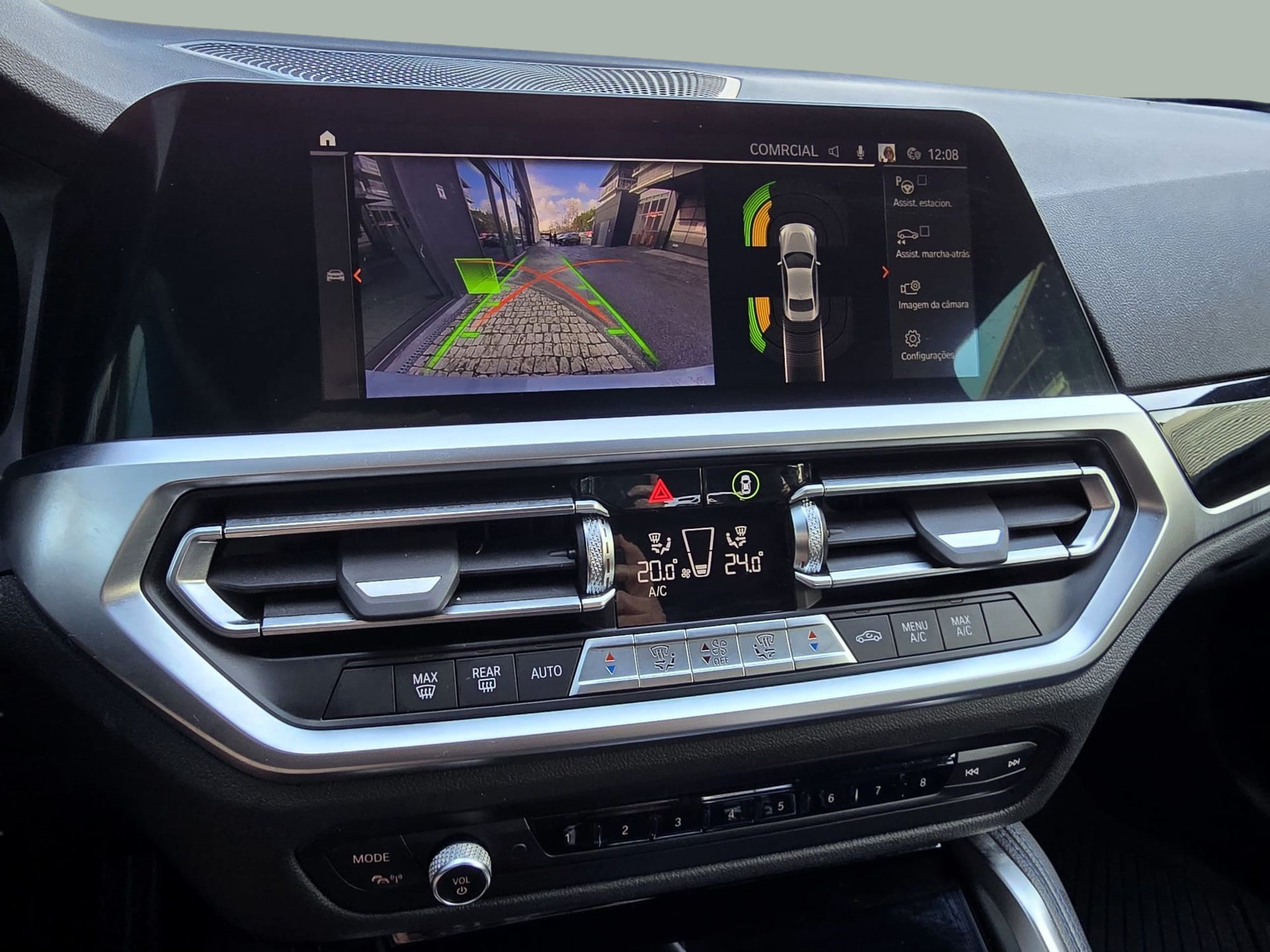 BMW Série 2 220d Coupe color Gris. Año 2022. 140KW(190CV). Diesel. En concesionario Santogal Oeiras de Oeiras