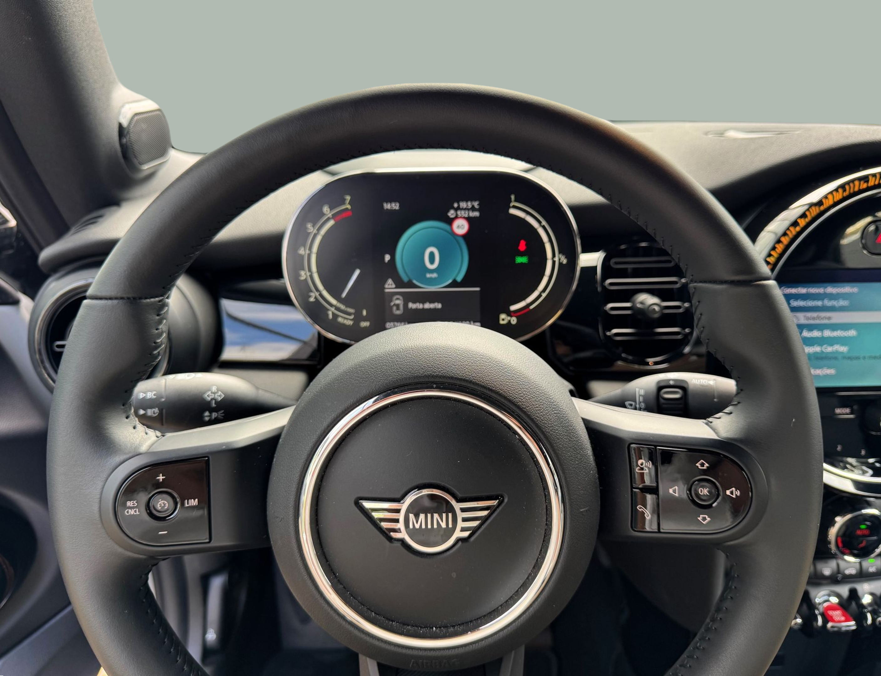 fotoG 17 del MINI MINI Cabrio Cooper 100 kW (136 CV) 136cv Gasolina de 2022 em Oeiras