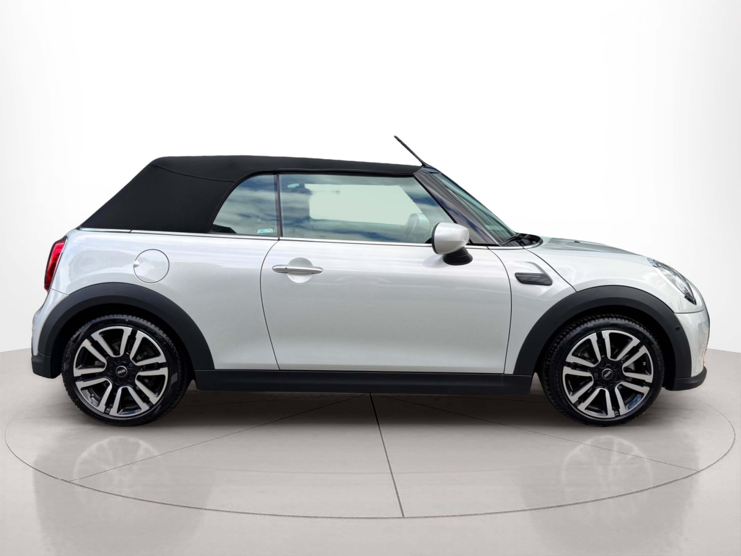 Fotos de MINI Cabrio Cooper 100 kW (136 CV)