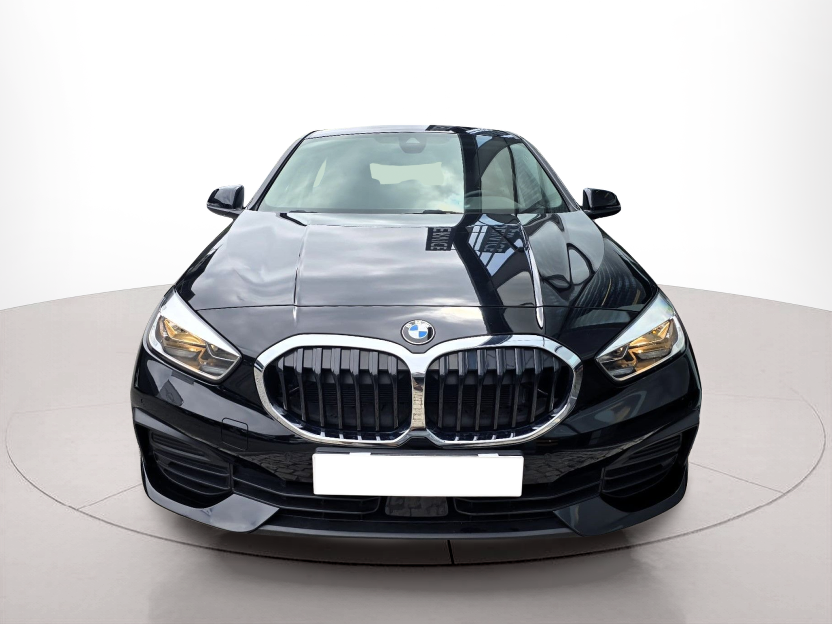 Fotos de BMW Série 1 116i color Negro. Año 2023. 80KW(109CV). Gasolina. En concesionario Santogal Oeiras de Oeiras