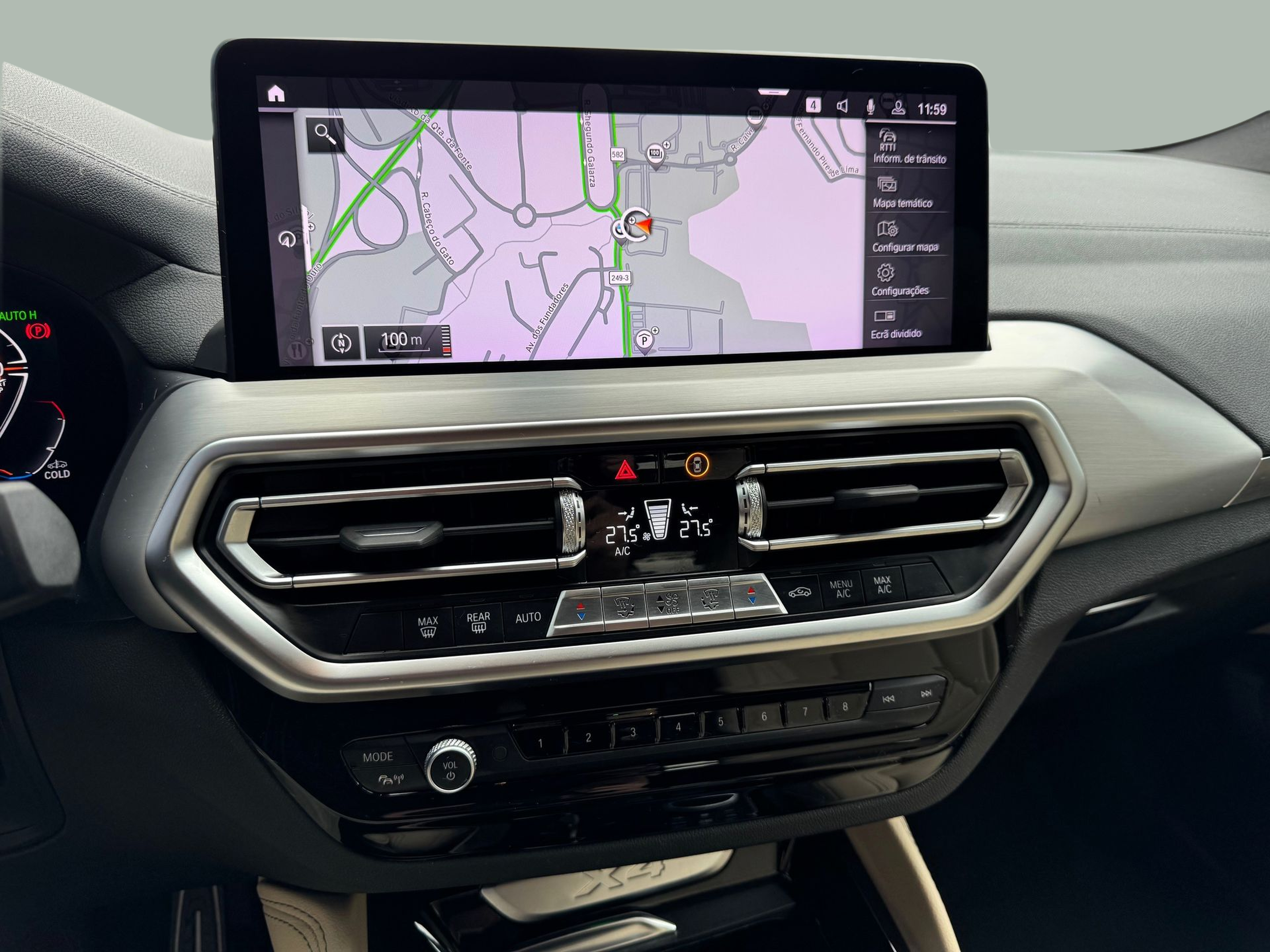 BMW X4 xDrive20d color Gris oscuro. Año 2023. 140KW(190CV). Diesel. En concesionario Santogal Oeiras de Oeiras